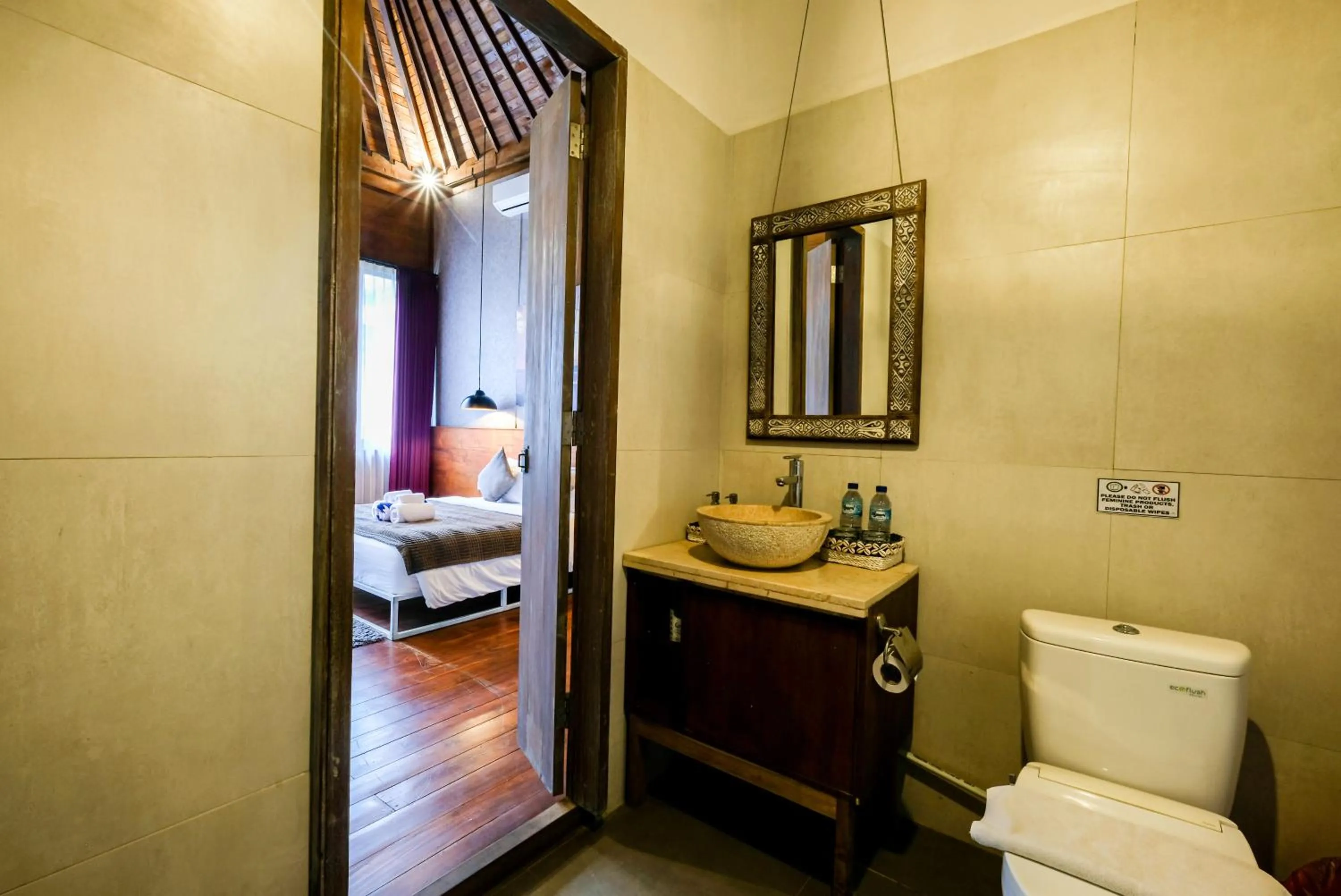 Toilet in Kakul Vila