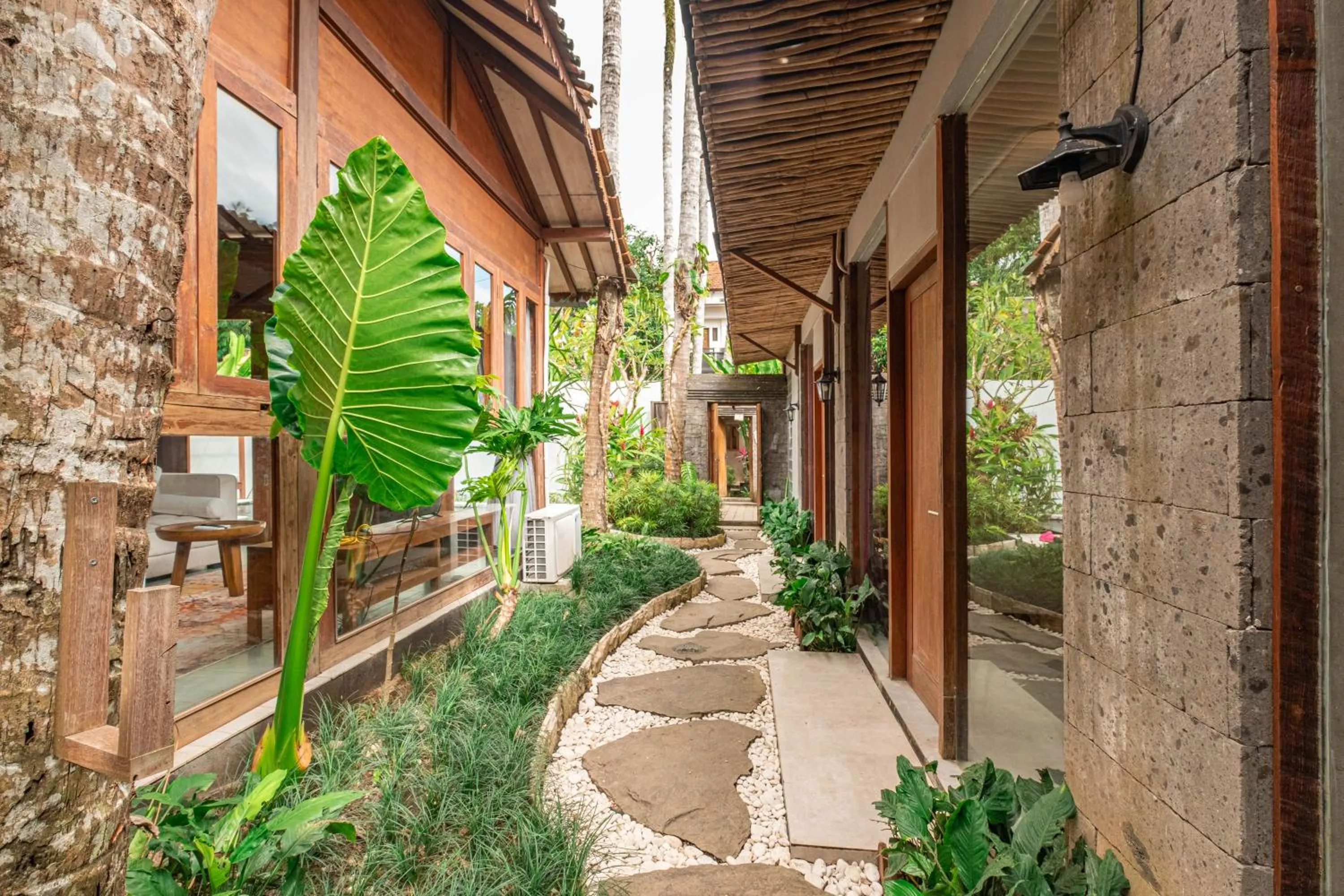 Property building in Kakul Vila