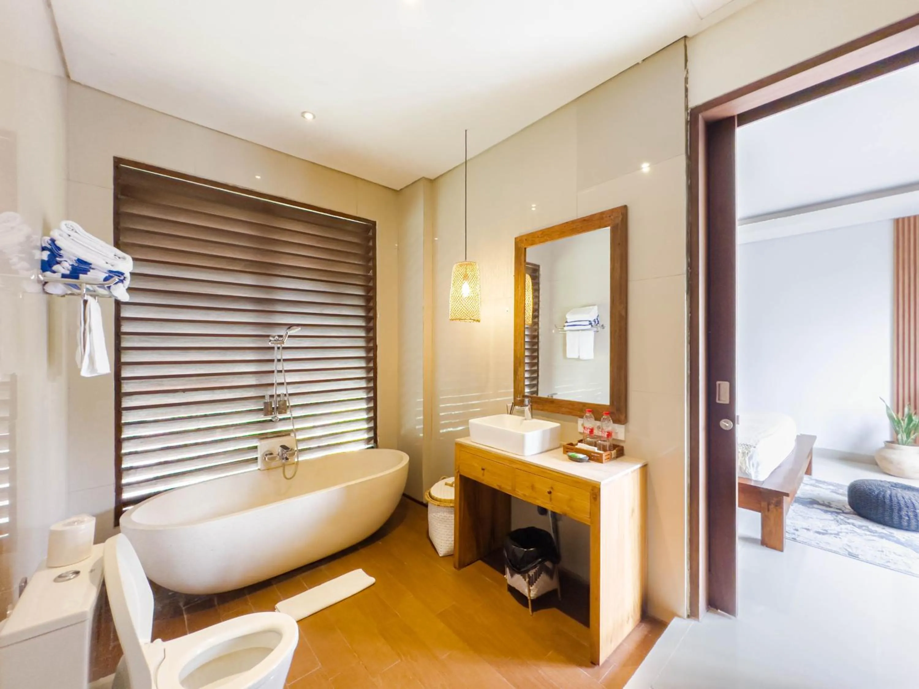 Bathroom, Bed in Kakul Vila