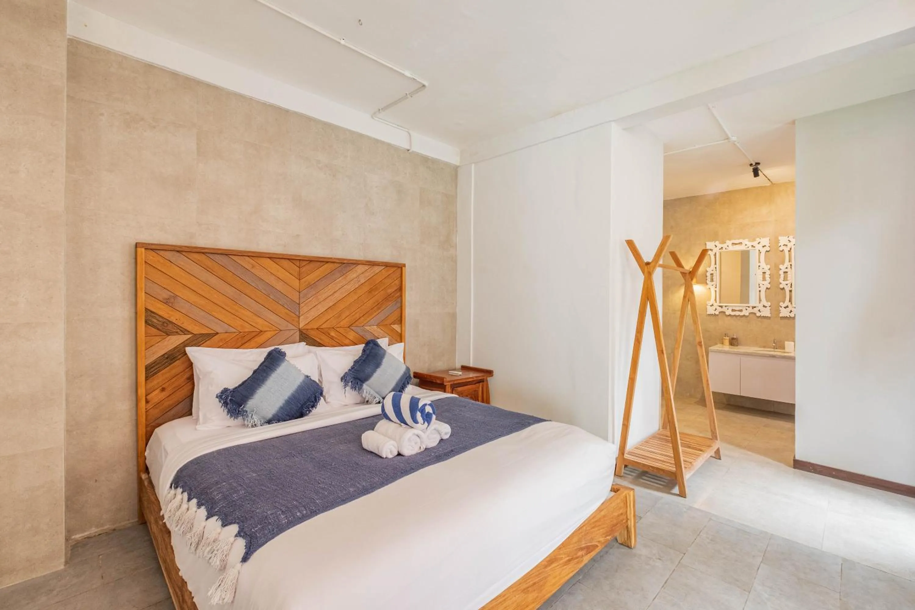 Photo of the whole room, Bed in Kakul Vila