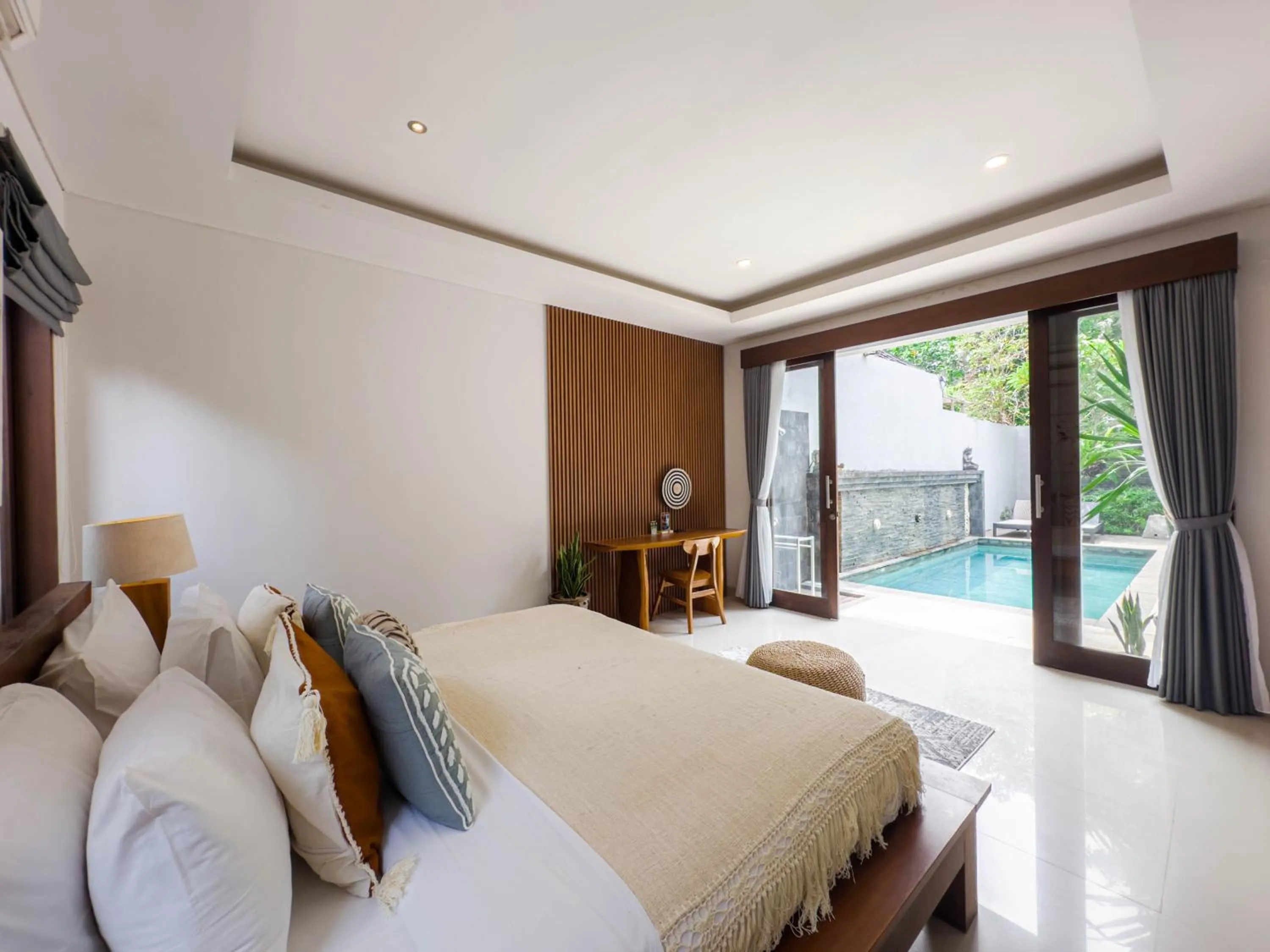 Bedroom, Bed in Kakul Vila