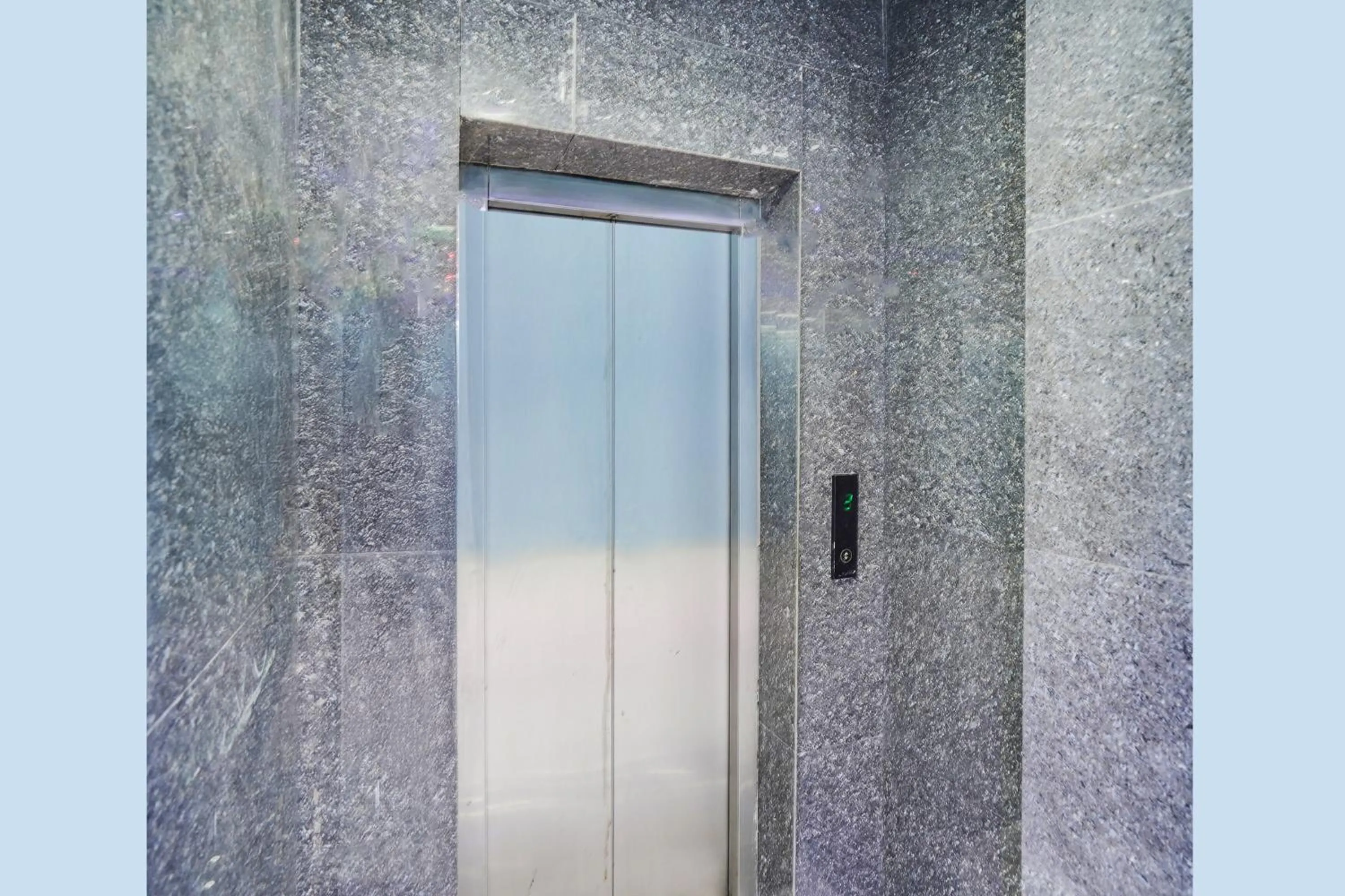 Lobby or reception in Super Townhouse Butler Road Near Maripur Chowk