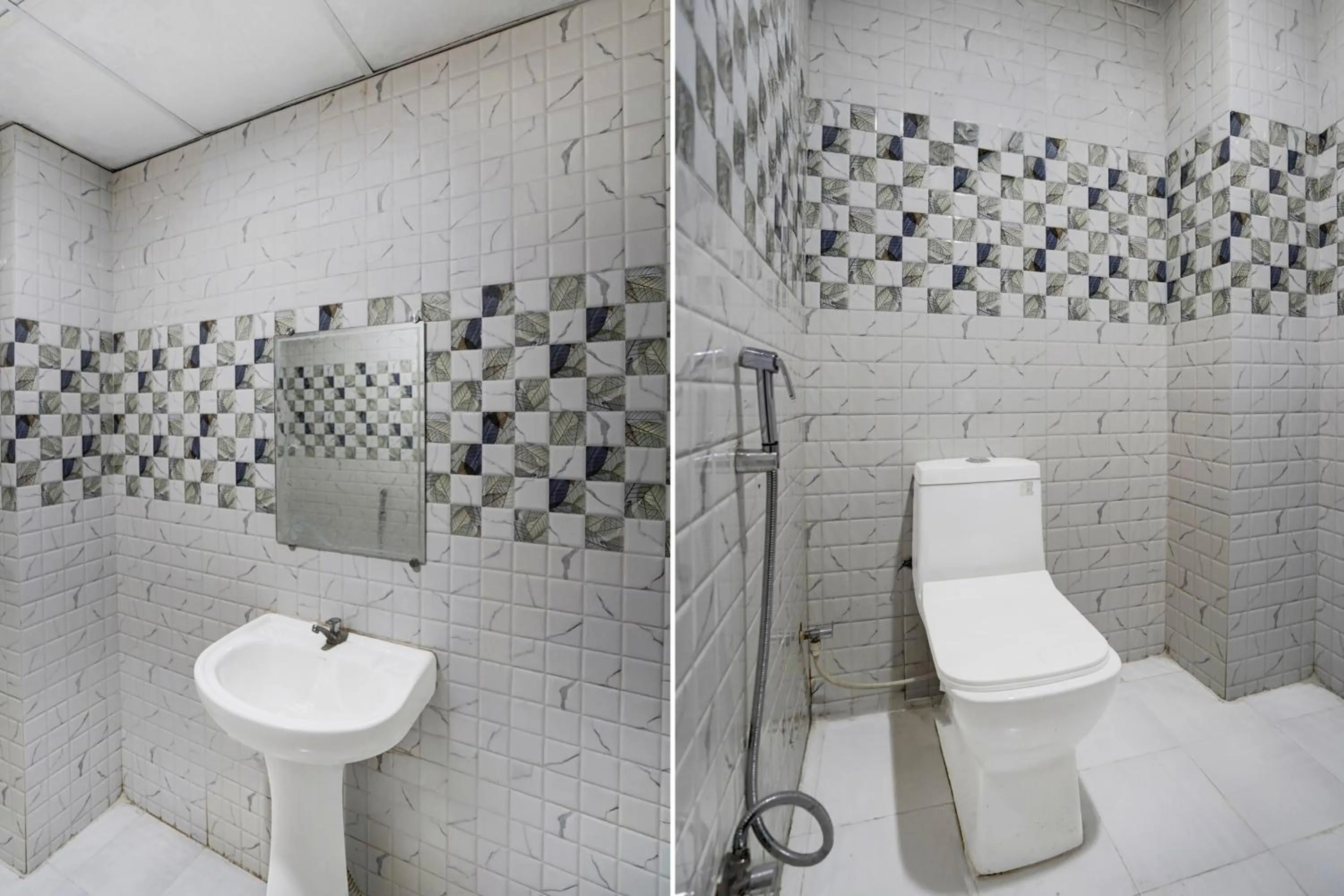 Bathroom in Super Hotel O Gomti Nagar Near Amity Formerly Hotel Green Apple