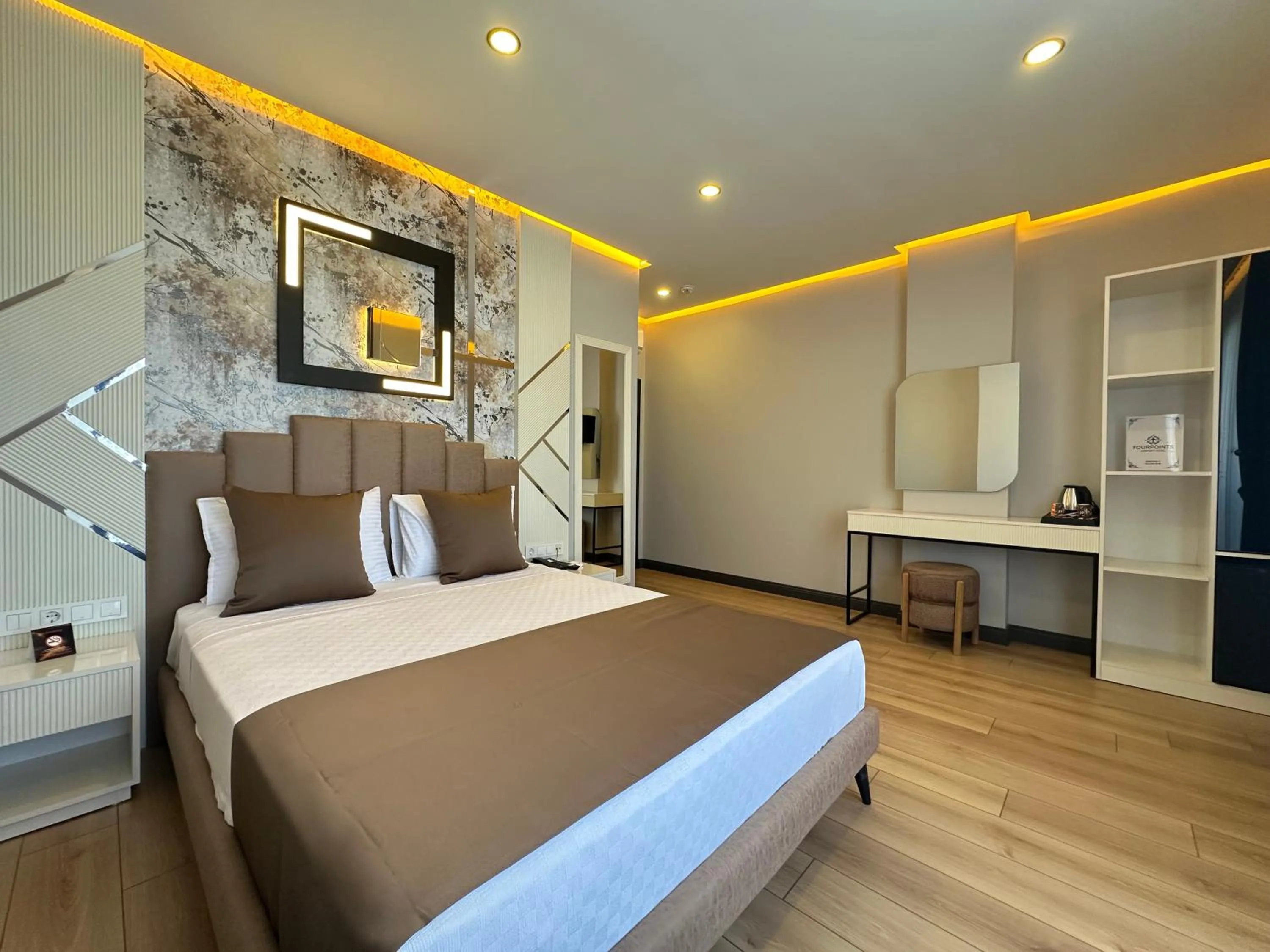 Photo of the whole room, Bed in Fourpoints Airport Hotel