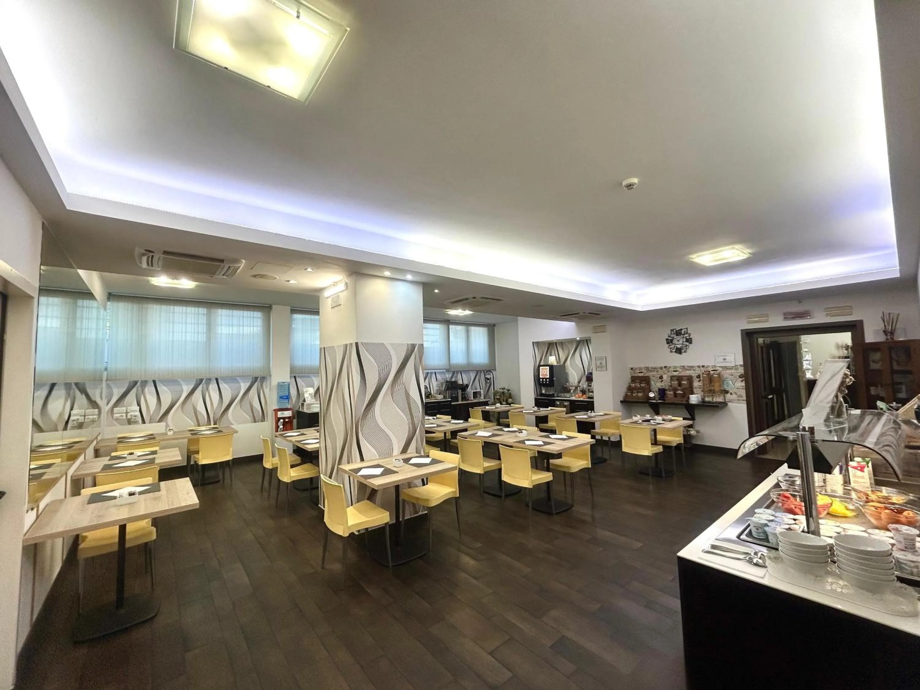 Breakfast in Best Western Cesena Hotel