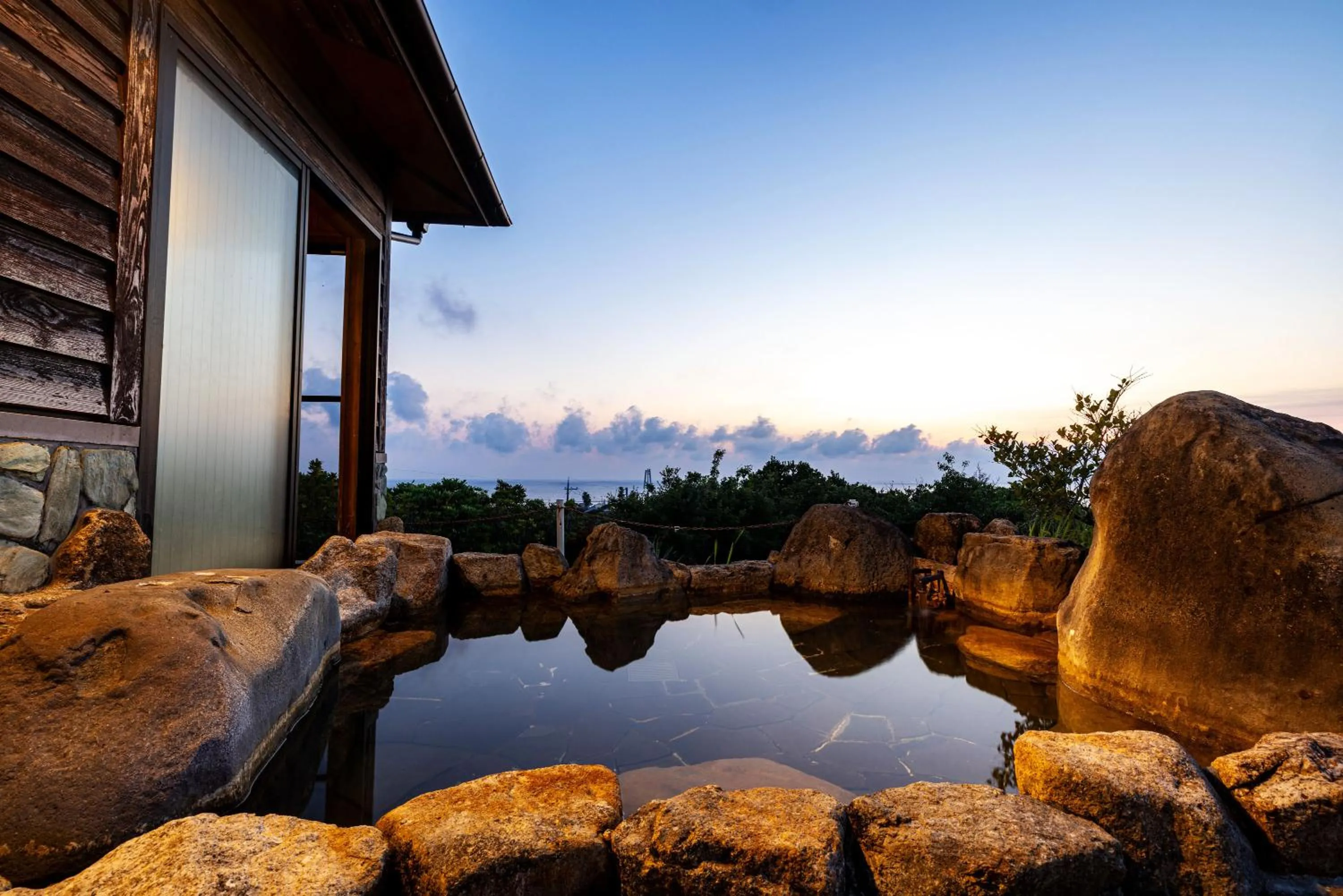 Grampus Inn Shirahama