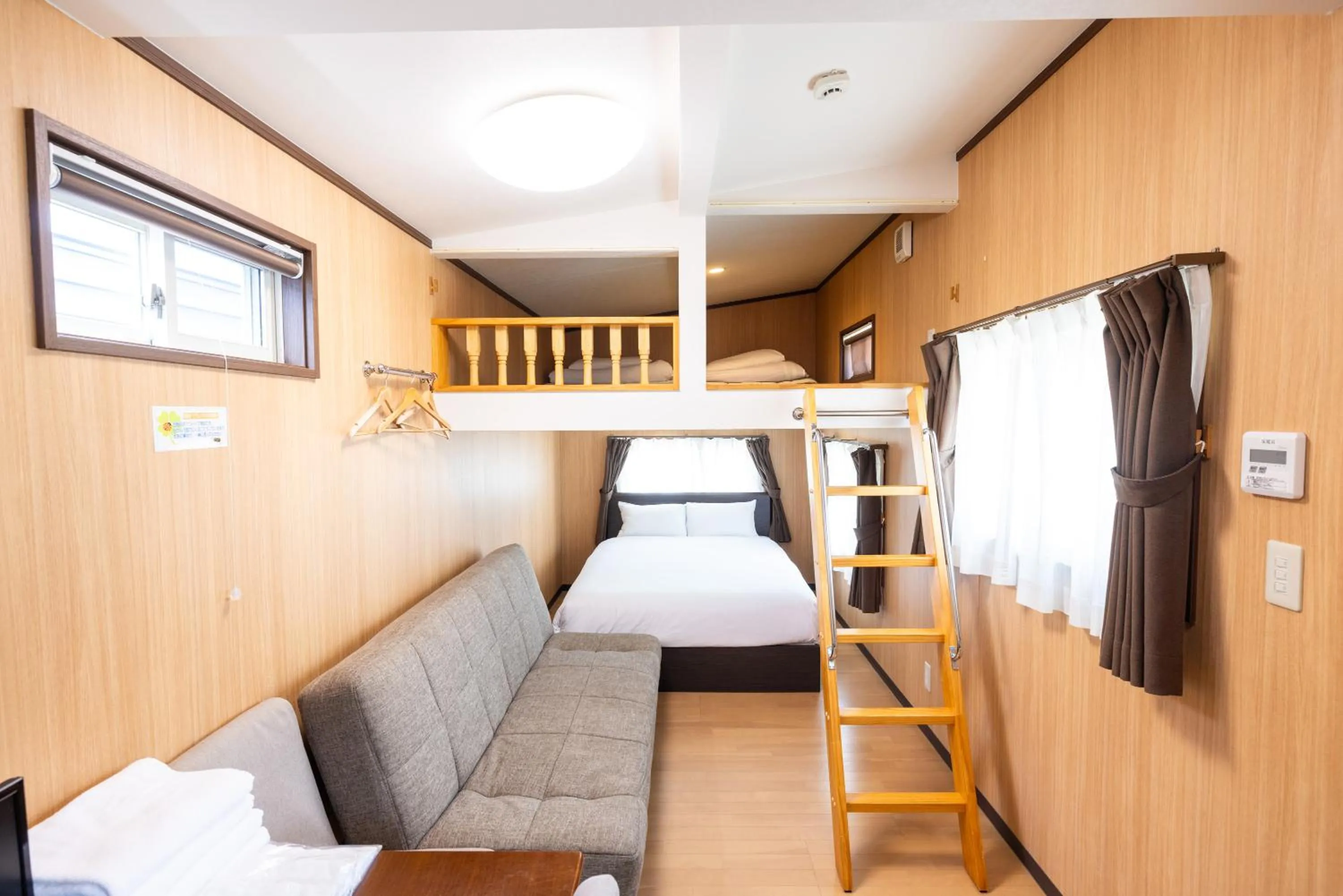 Bed in Grampus Inn Shirahama