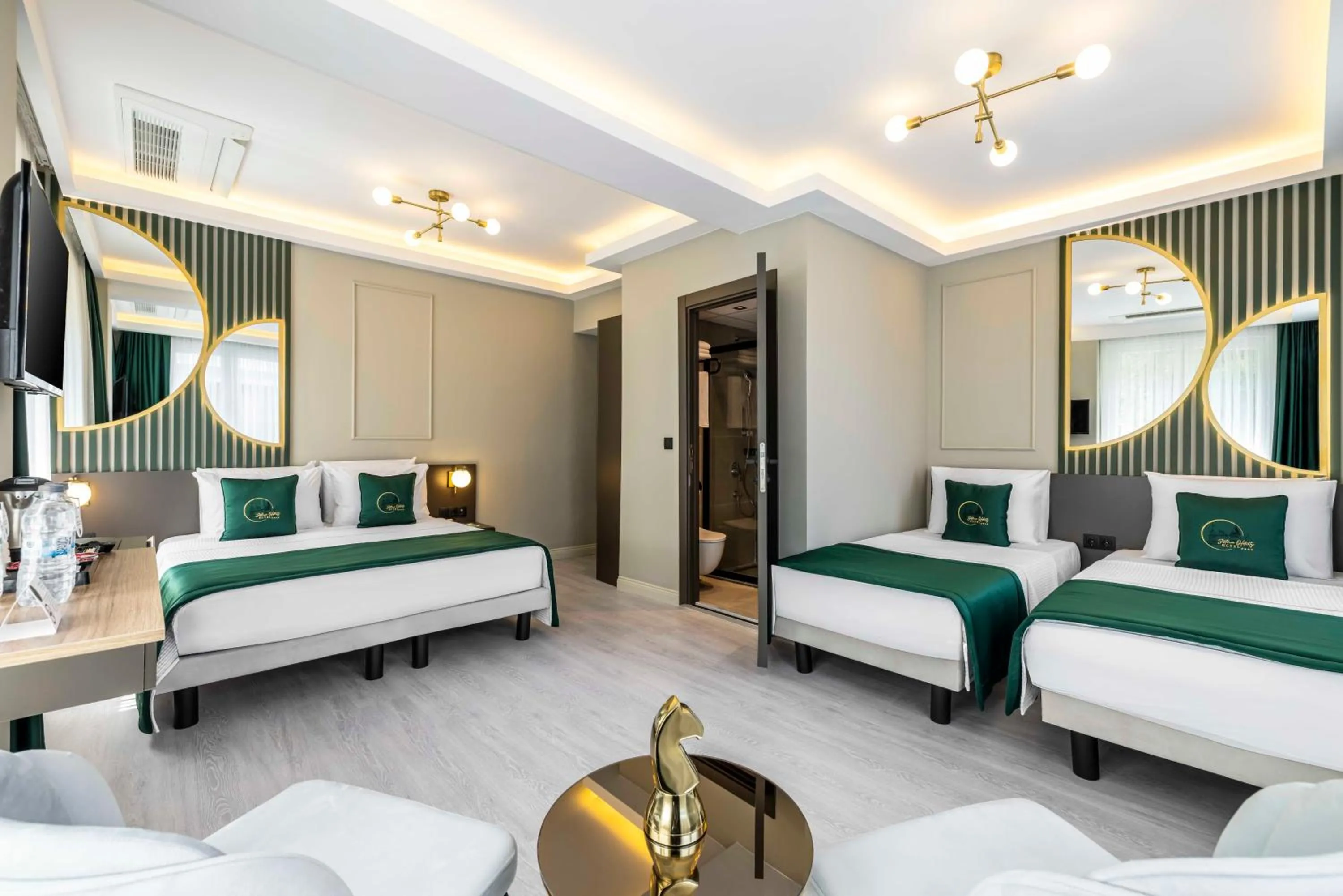 Bed in Sistina Old City Hotel