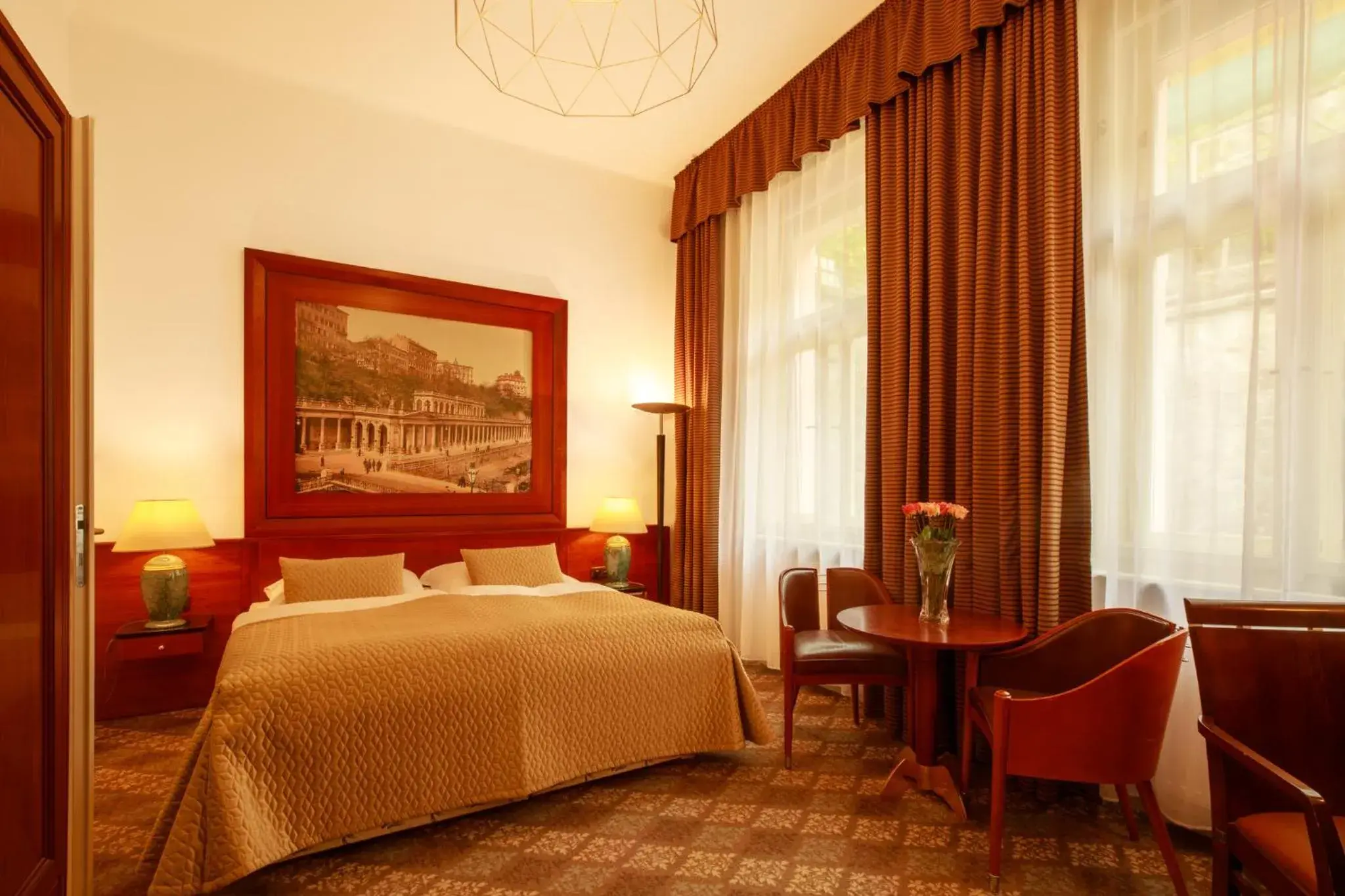 Standard Double Room - single occupancy in Hotel Golden Lamb Standard Double Room - single occupancy in Hotel Golden Lamb