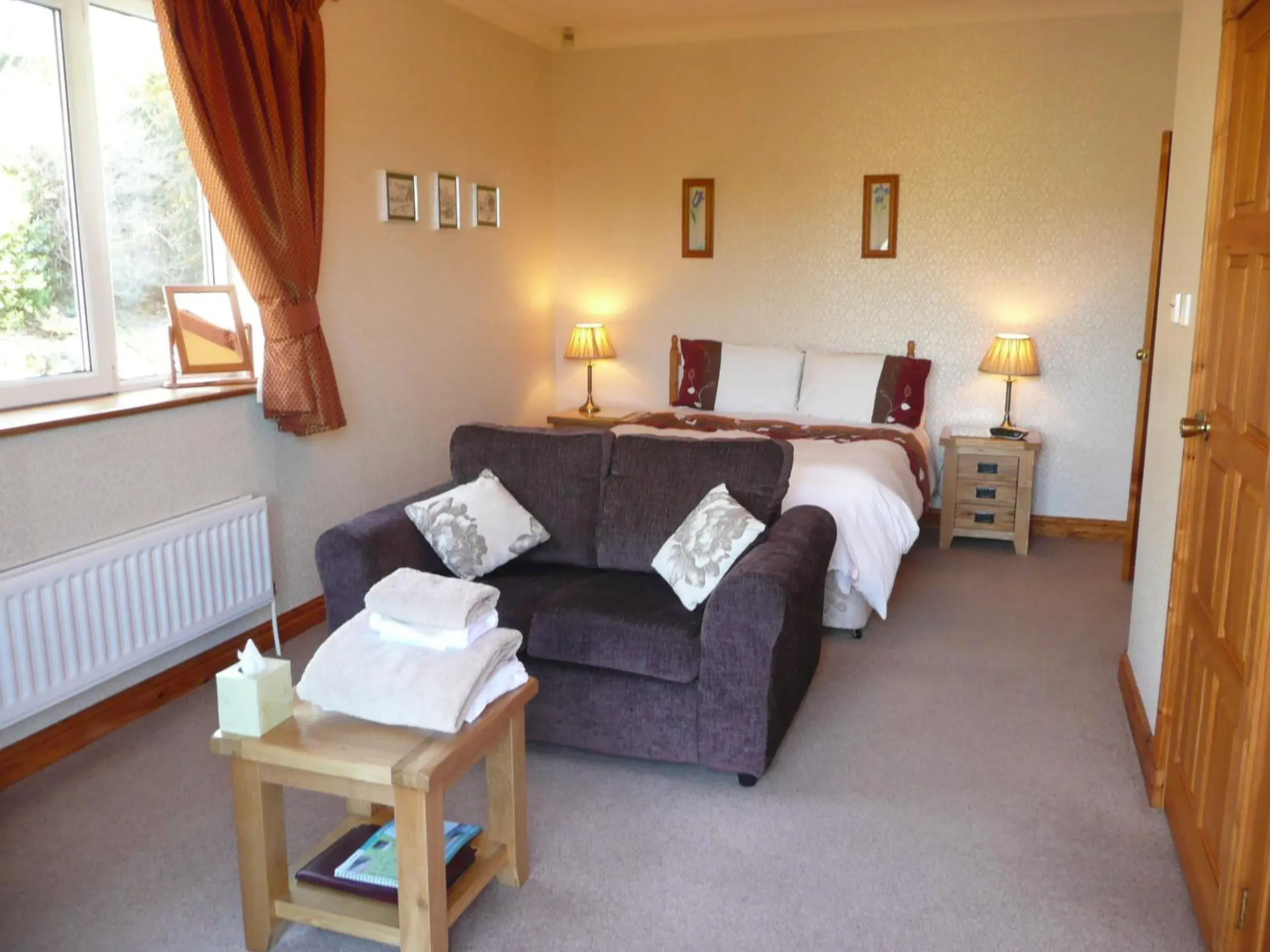 Double Room with Patio in Heulwen Guest House Double Room with Patio in Heulwen Guest House