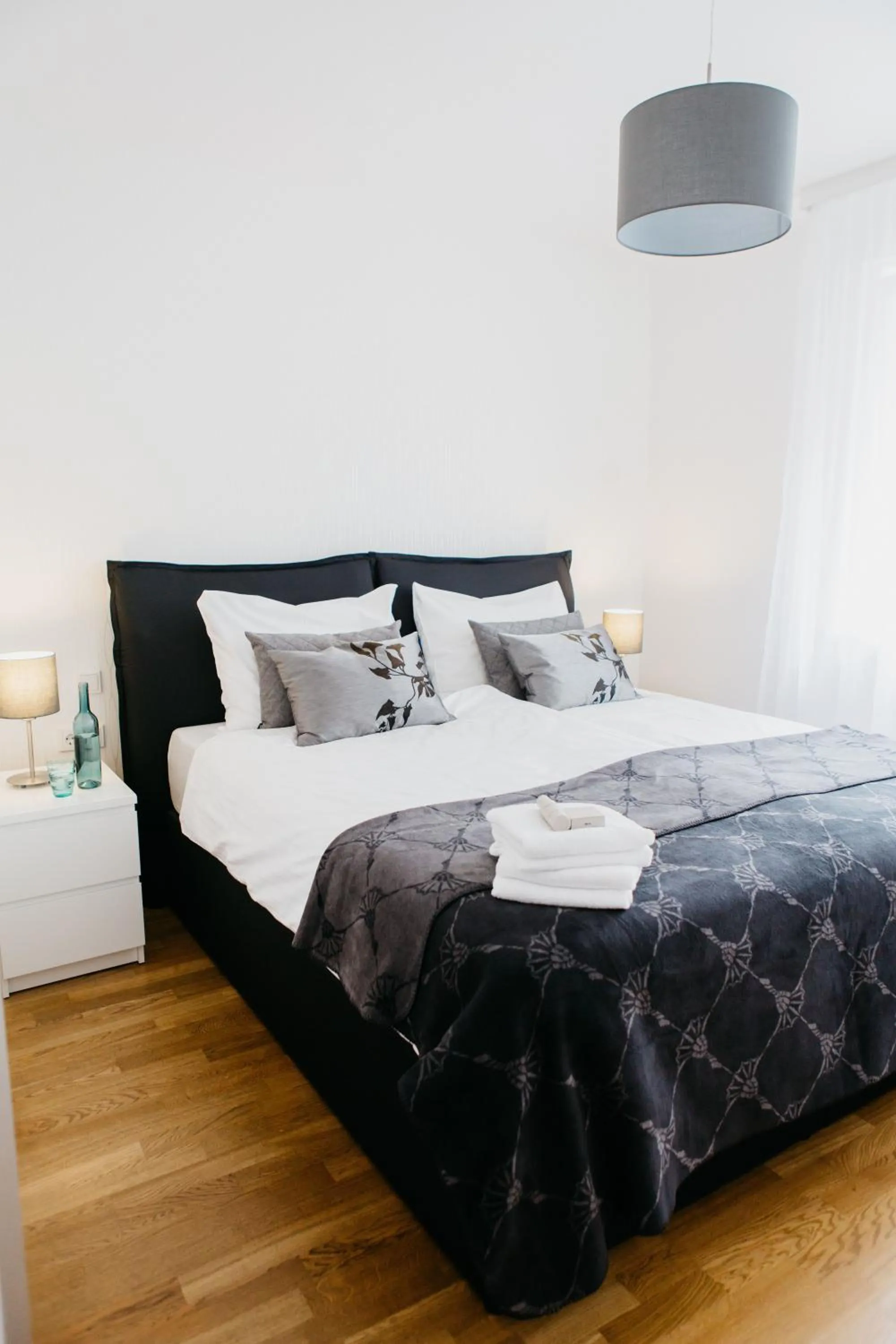 Photo of the whole room, Bed in Home Sweet Apartments - A cozy welcome