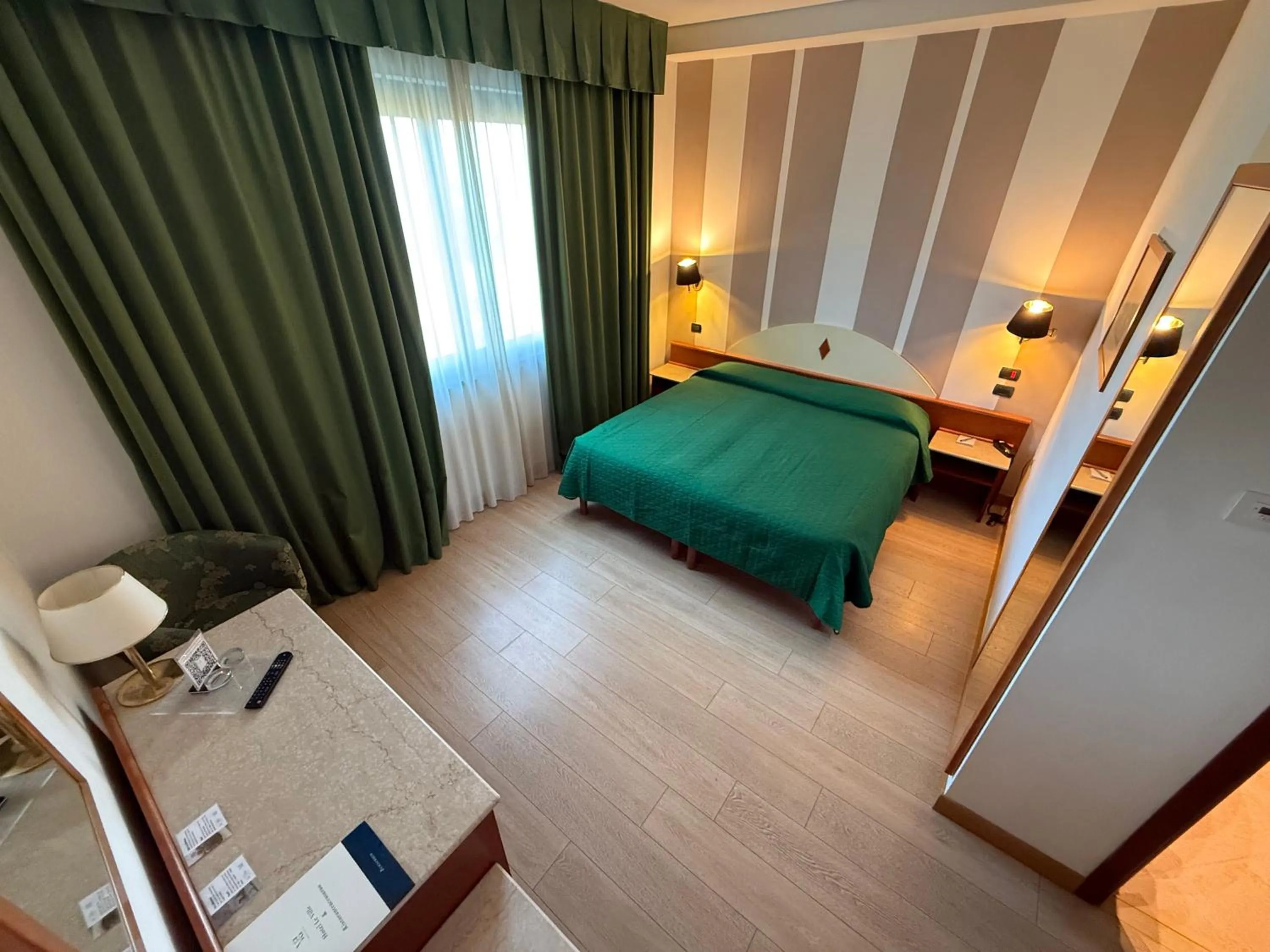 Photo of the whole room, Bed in Hotel Le Ville