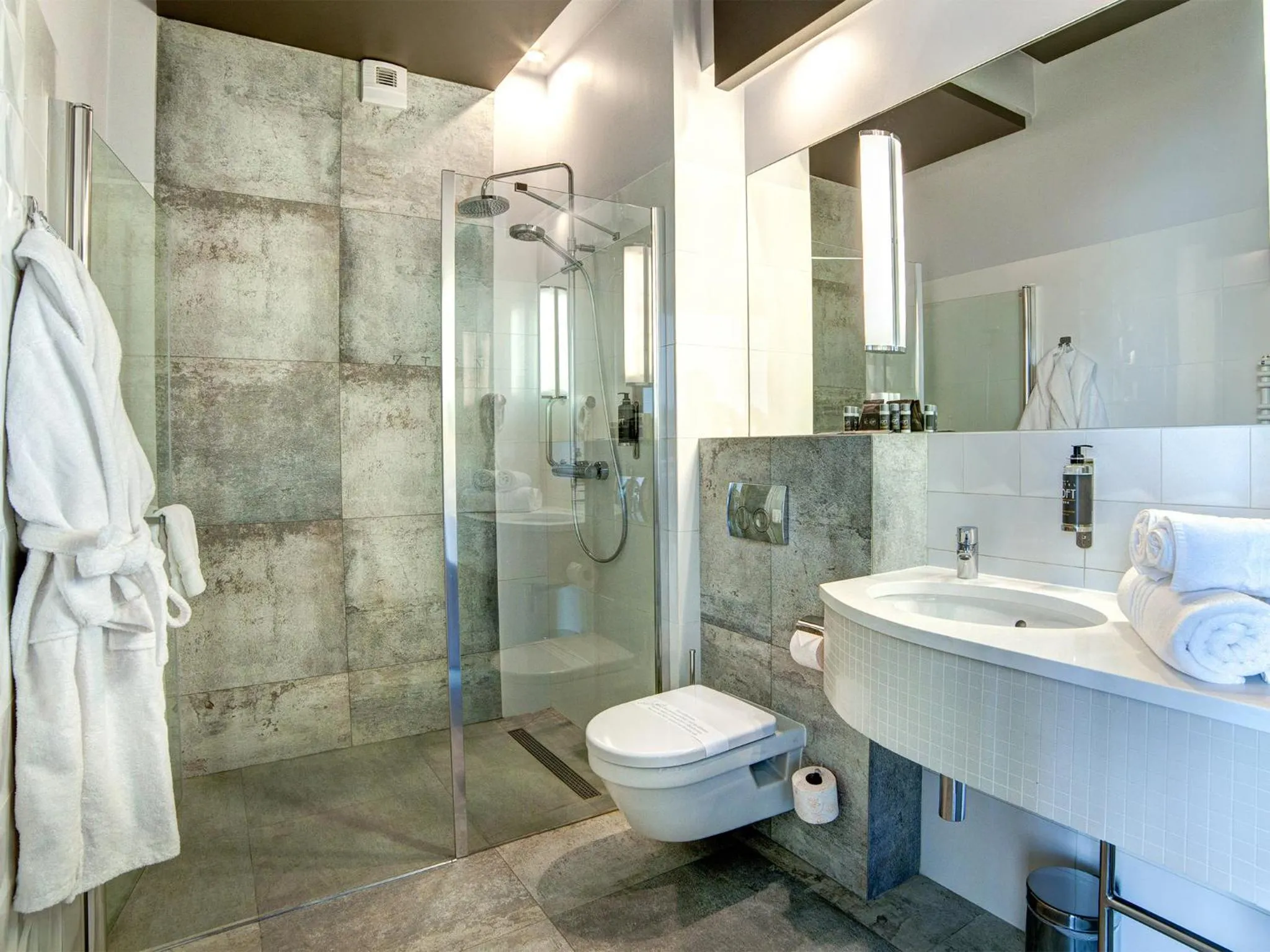 Photo of the whole room in Hotel Loft 1898