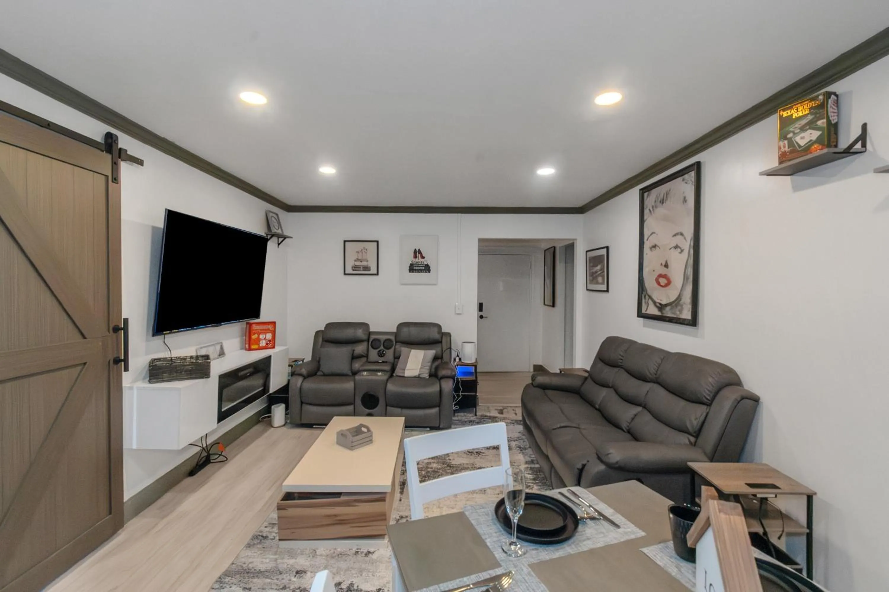 Modern 3BR Condo - Heart of ATL