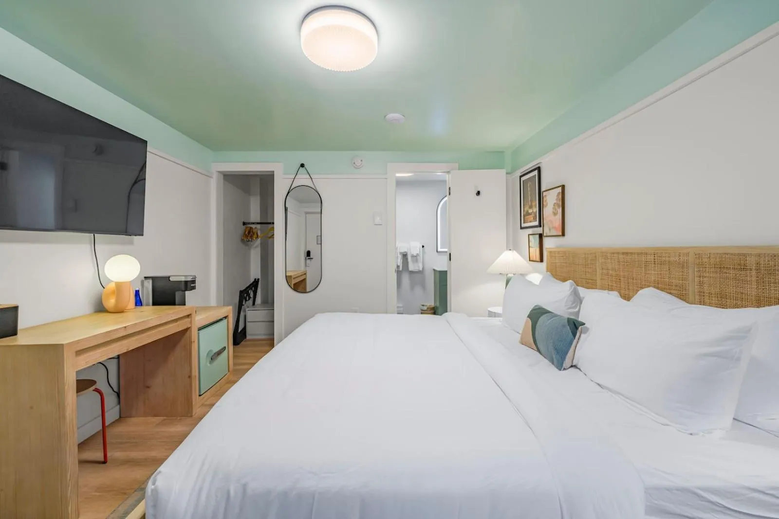 Bedroom, Bed in Ambler Hotel