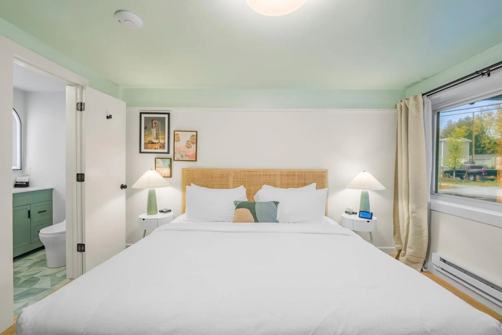 Bedroom, Bed in Ambler Hotel