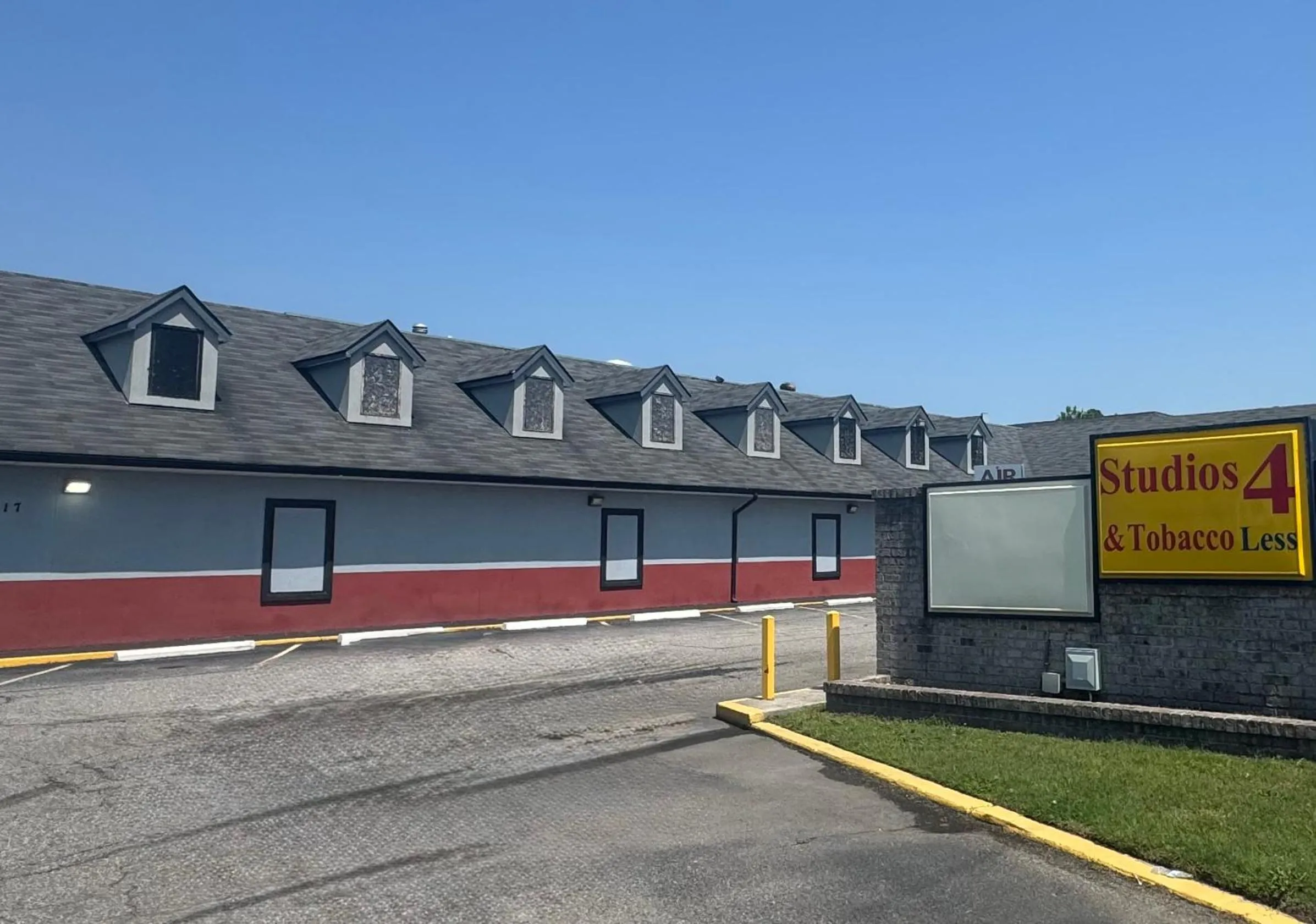 Studios & Suites 4 Less Virginia Beach