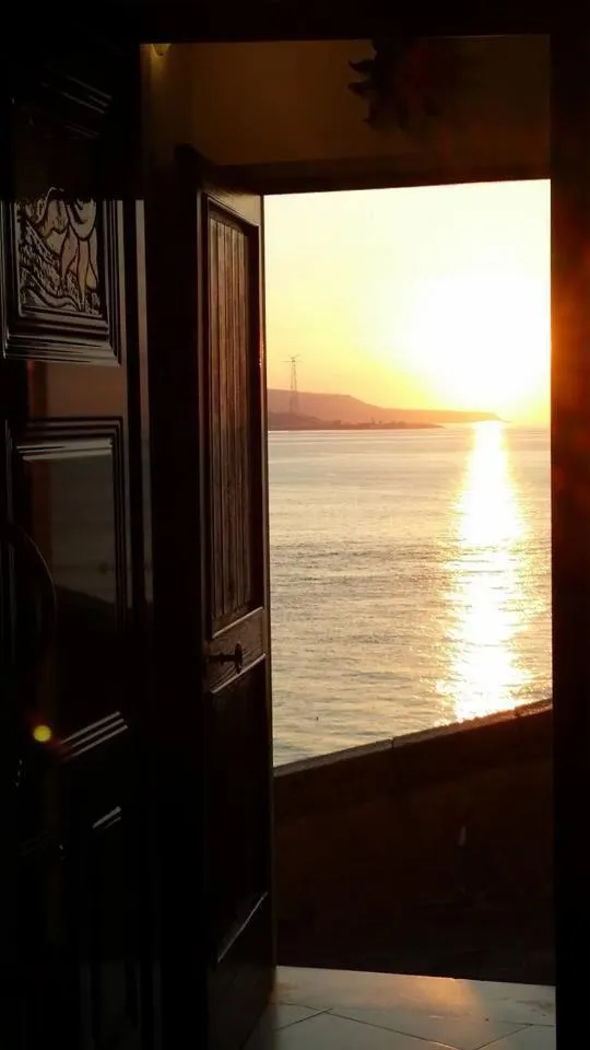 Sea view in B&B Sunshine