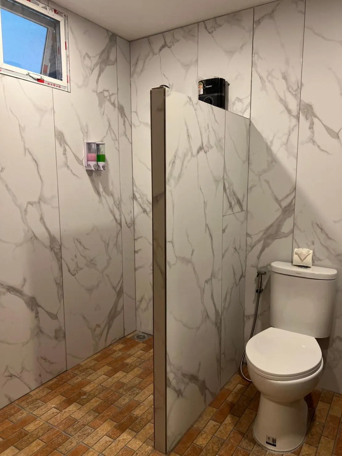 Toilet in Lanta For Rest Boutique