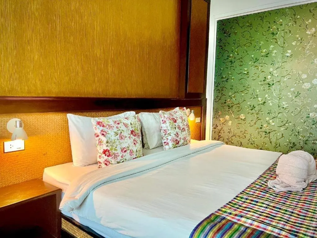 Bed in Lanta For Rest Boutique