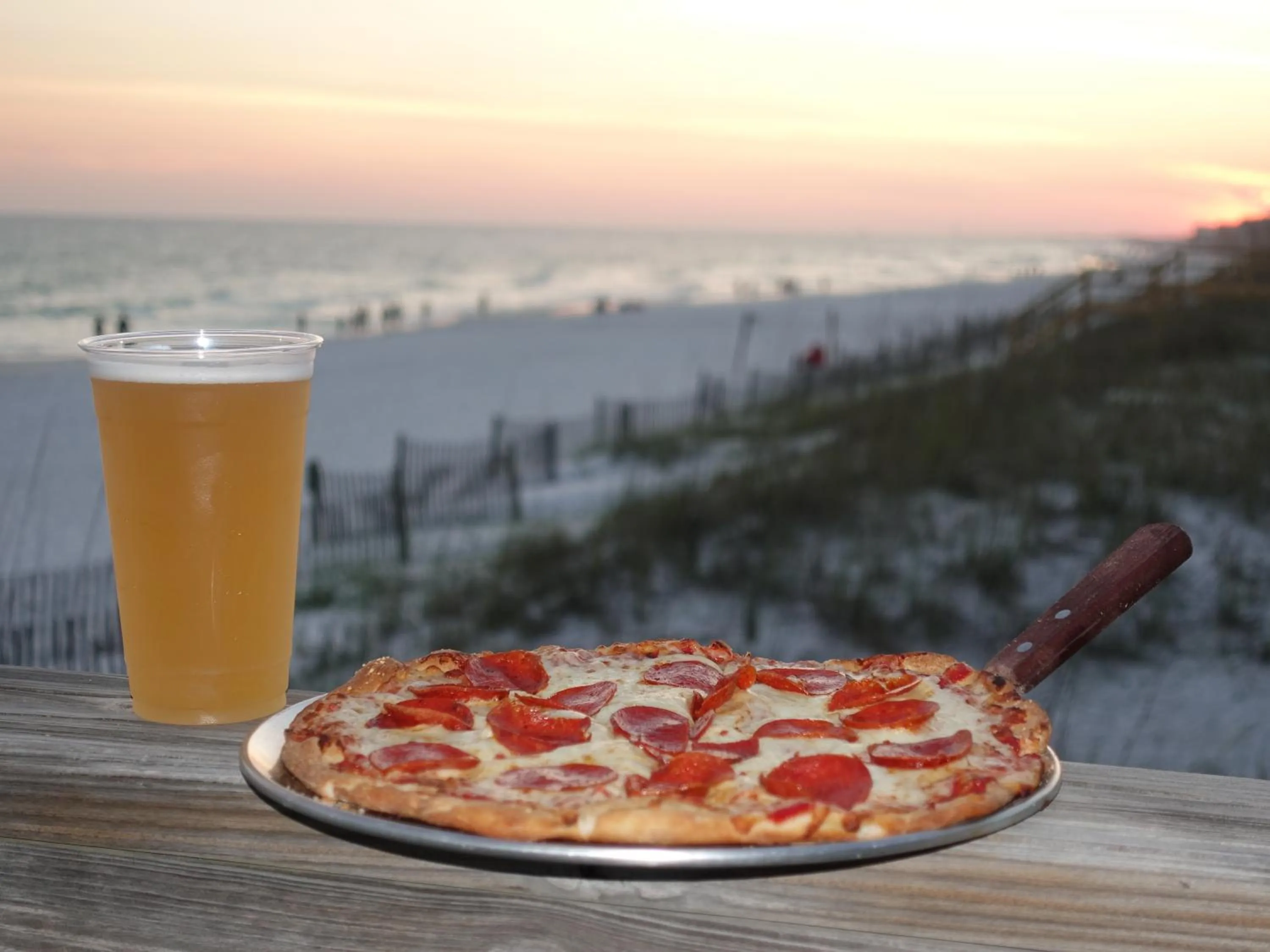 Restaurant/places to eat in Sundrift Inn