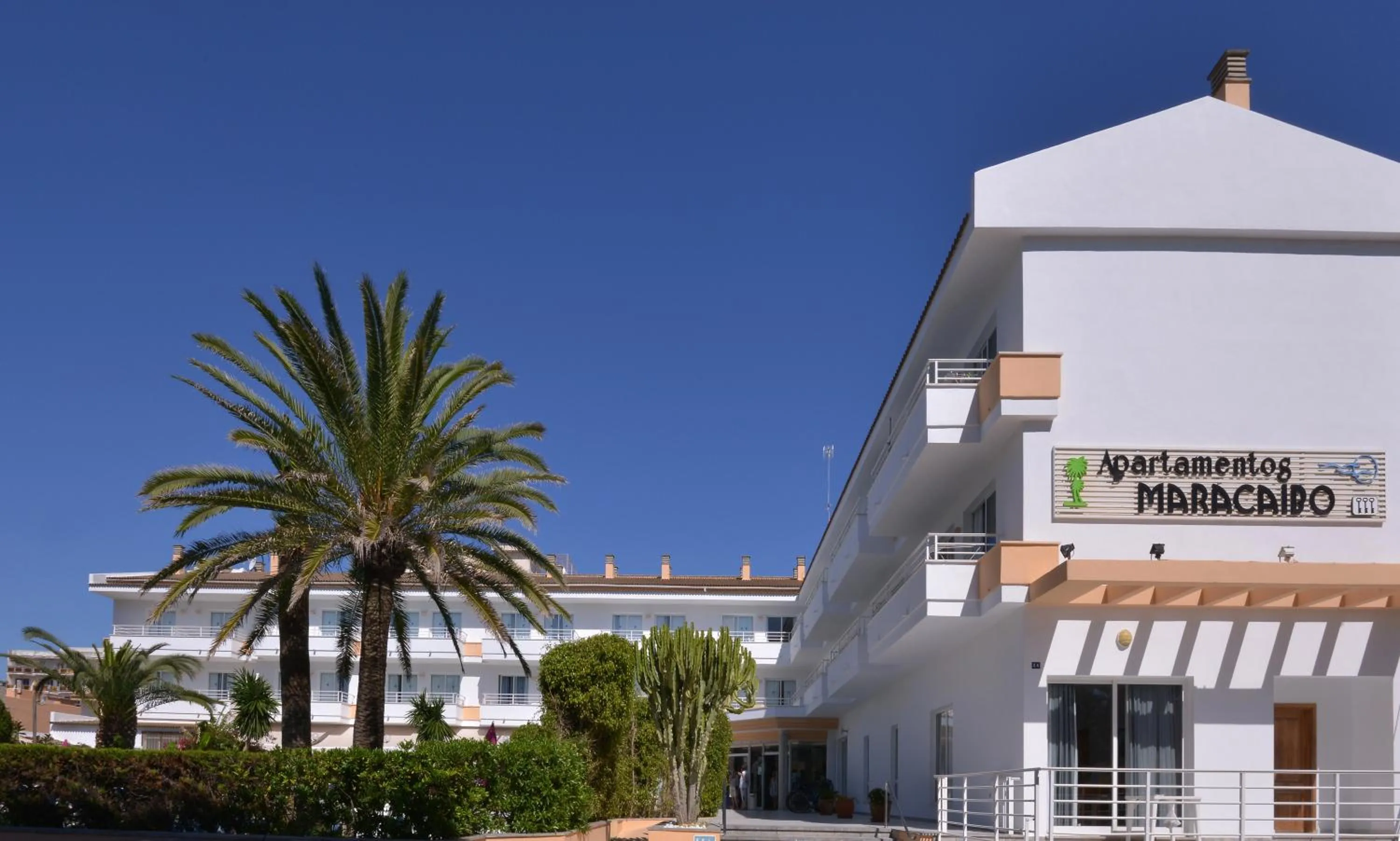 Facade/entrance in Maracaibo Aparthotel