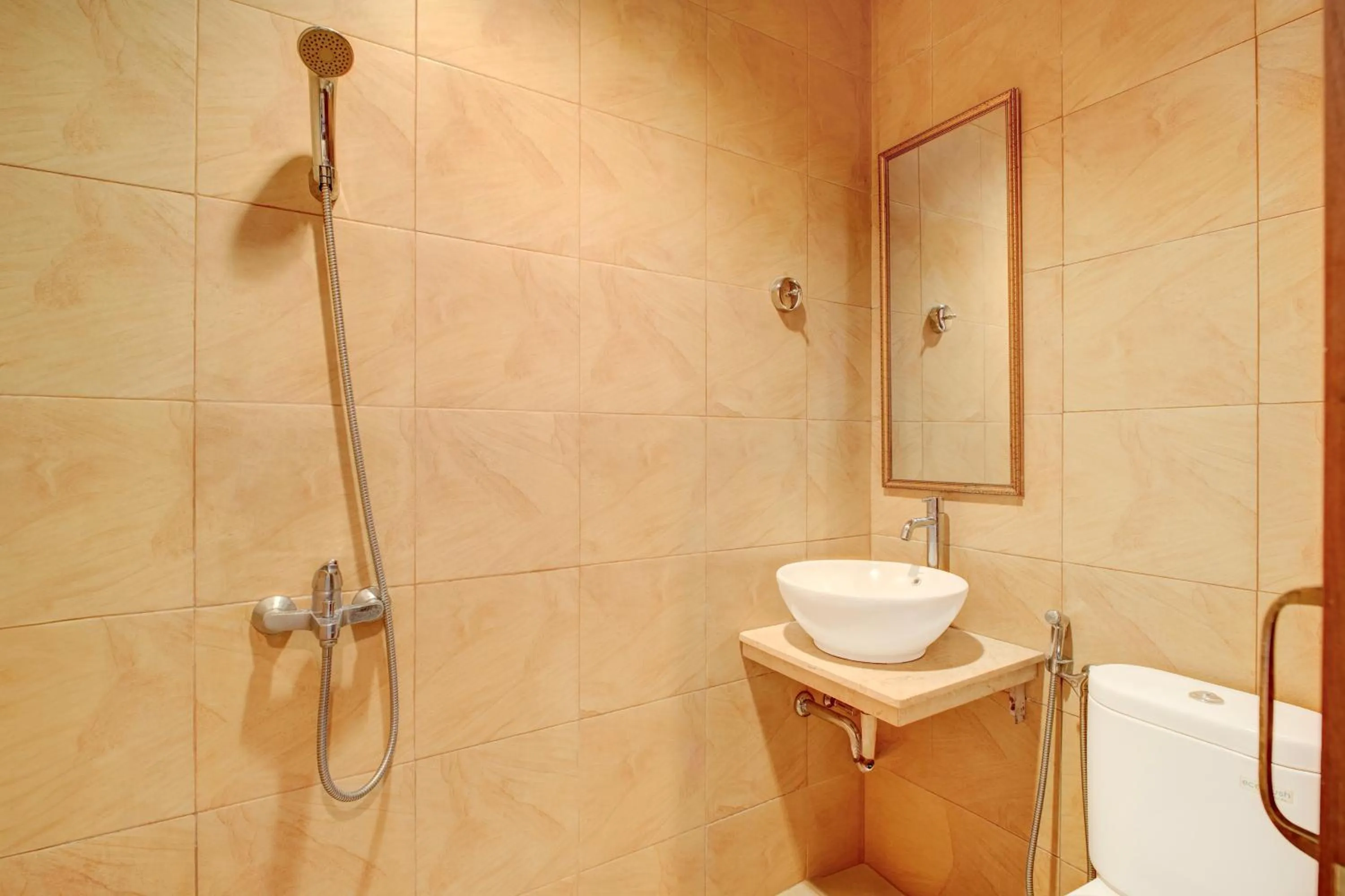 Bathroom in Collection O near MRT Cipete Raya formerly Terogong Sembilan