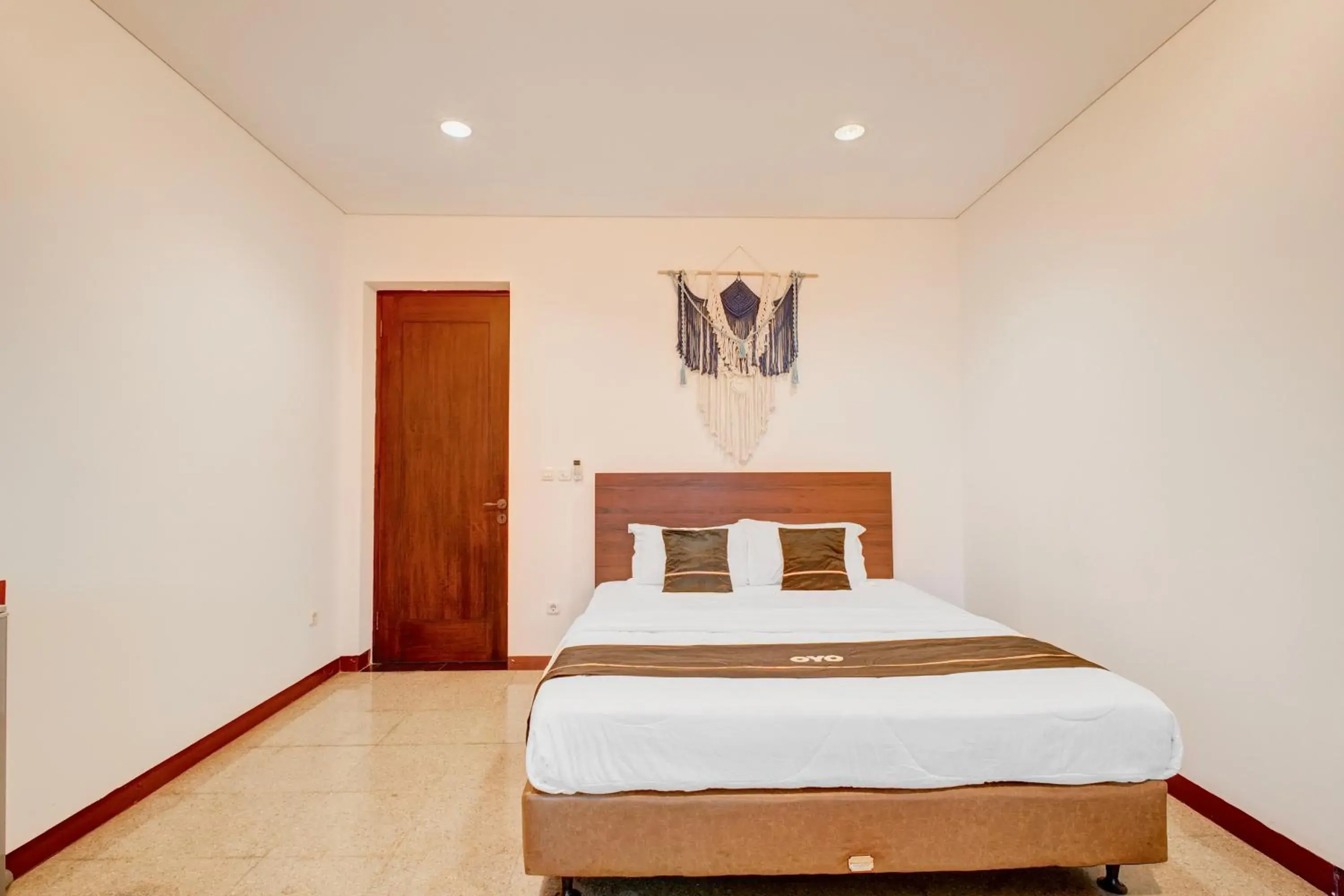 Deluxe Suite in Collection O near MRT Cipete Raya formerly Terogong Sembilan Deluxe Suite in Collection O near MRT Cipete Raya formerly Terogong Sembilan