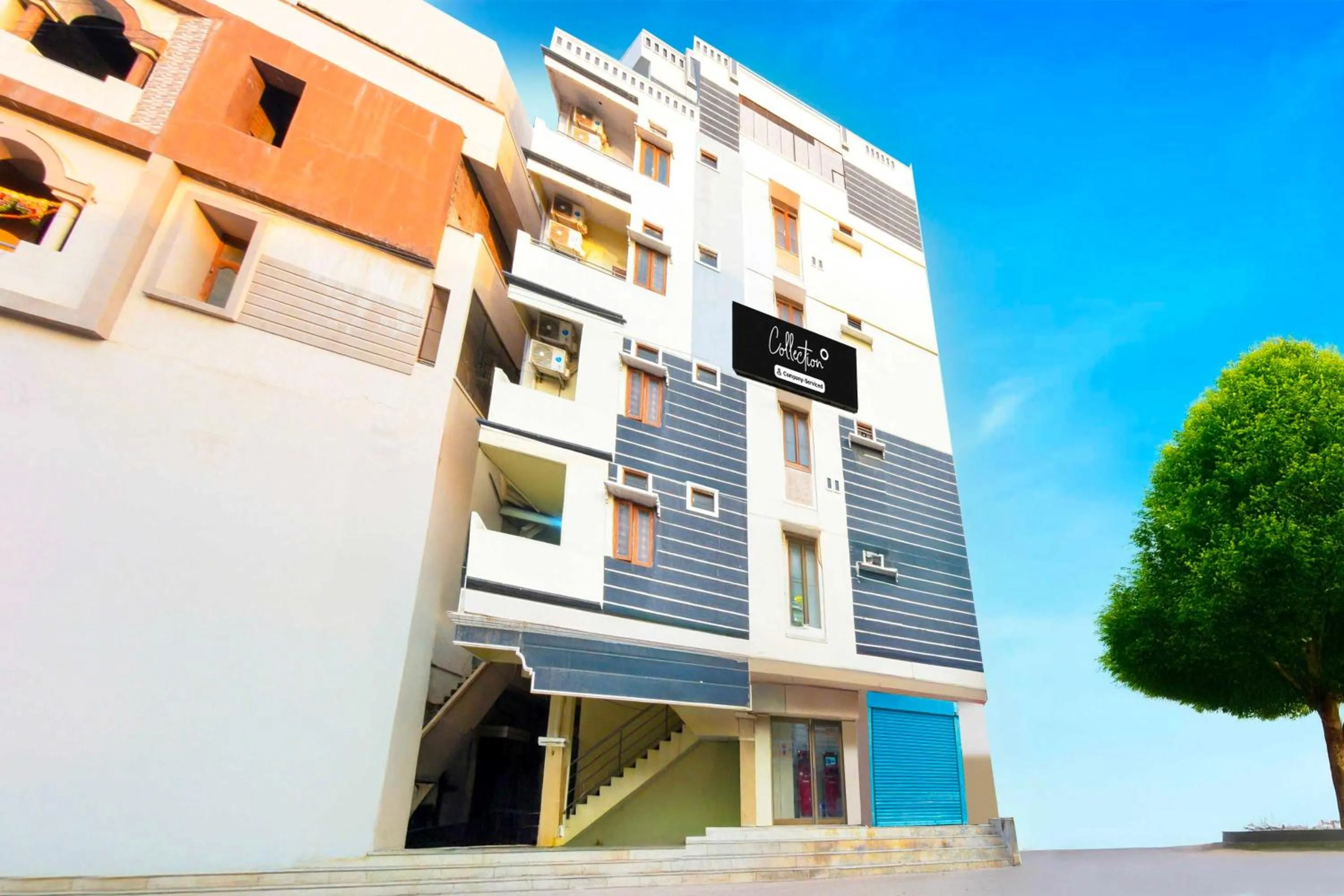 Facade/entrance in Super Collection O Suncity