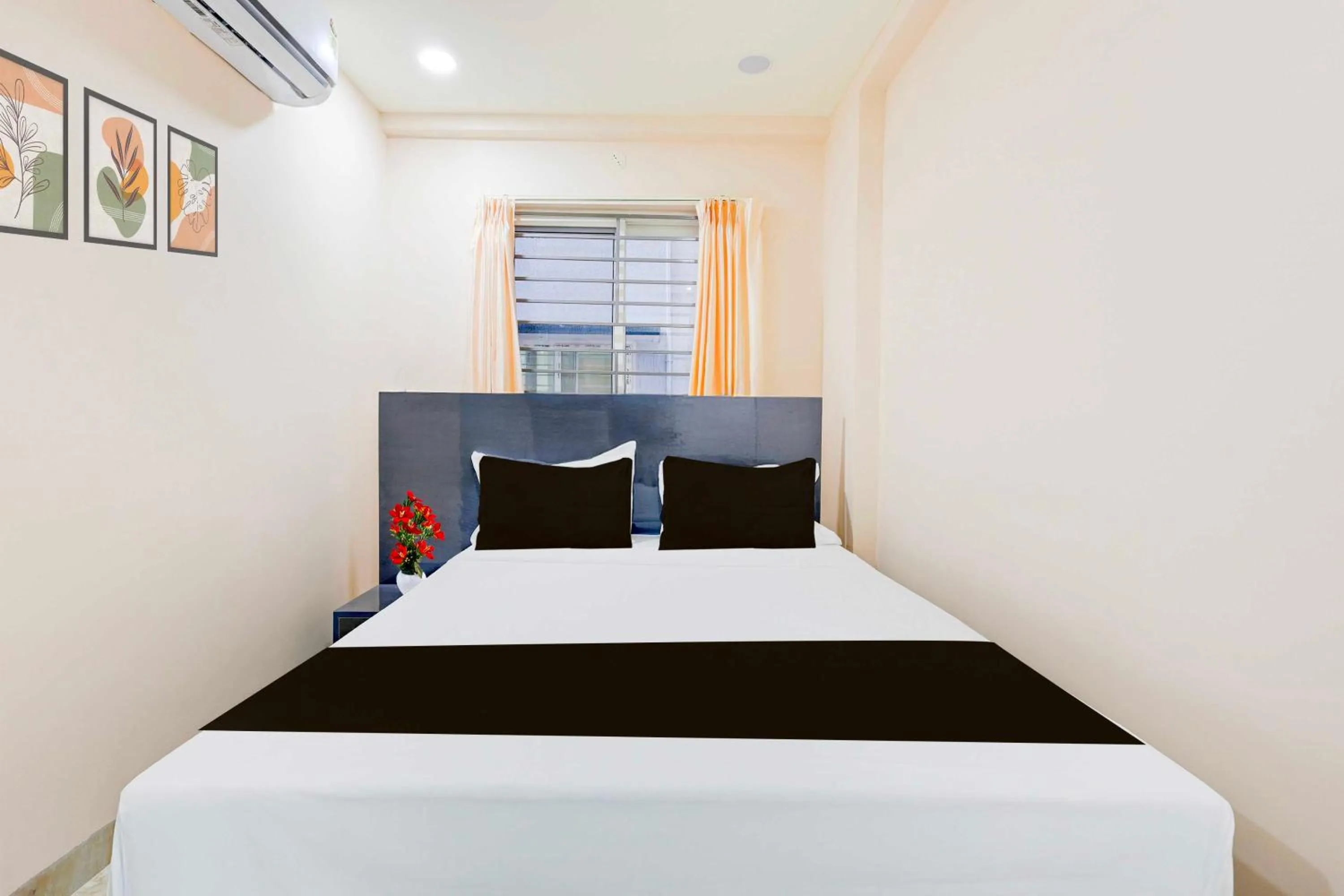 Bedroom, Bed in Townhouse Visakhapatnam Lumbini Park