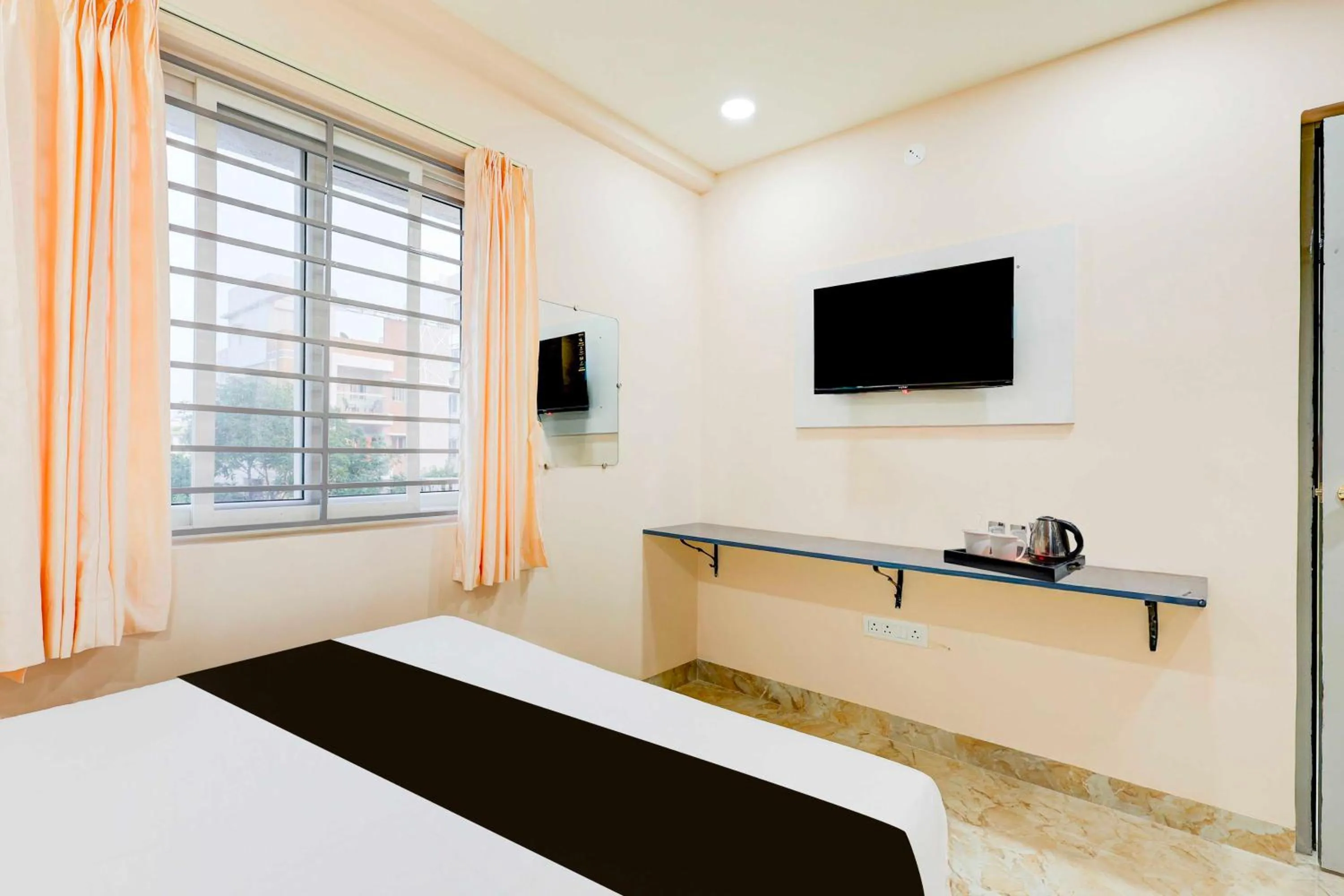 Bedroom, Bed in Townhouse Visakhapatnam Lumbini Park