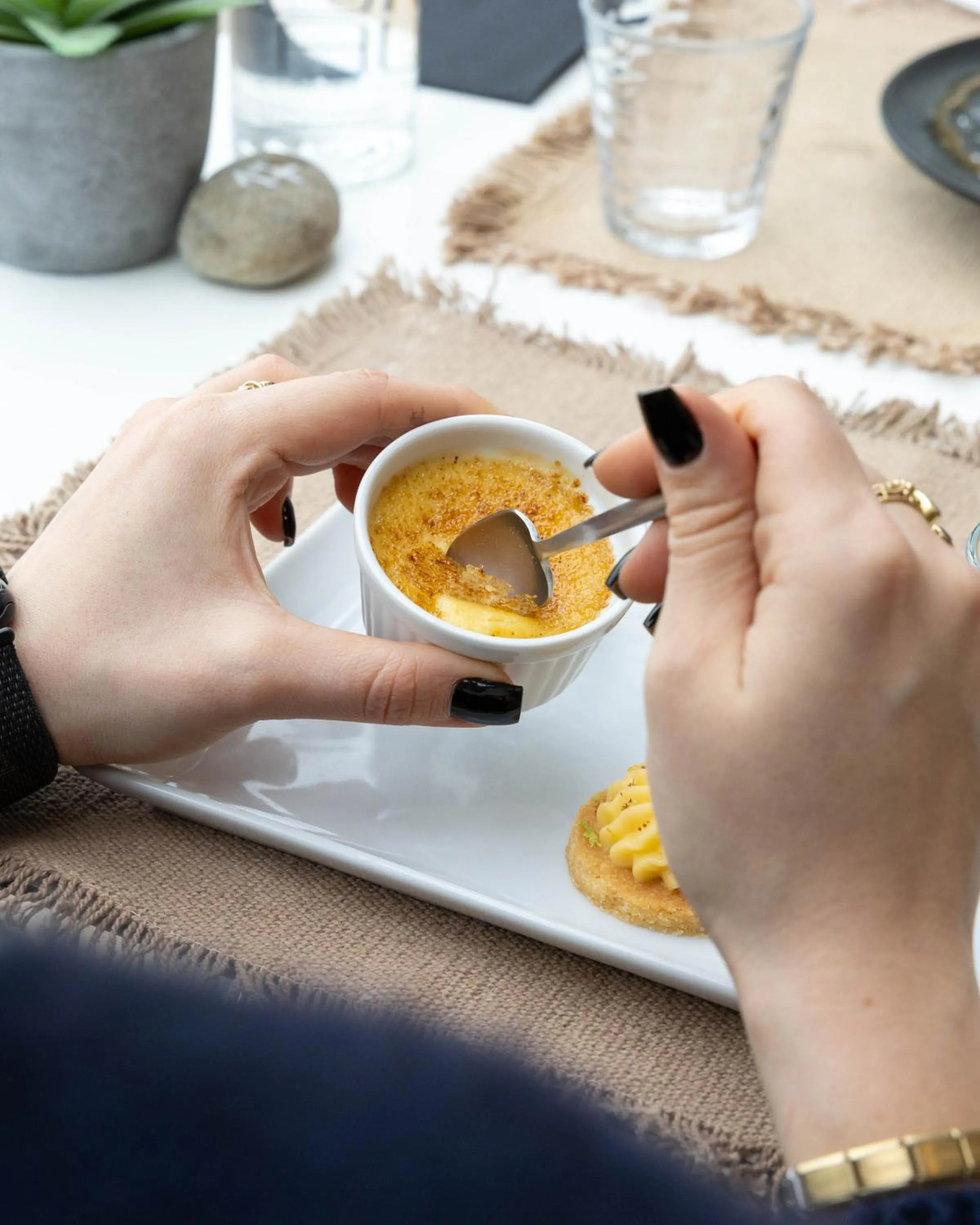 Restaurant/places to eat in Ibis Styles Toulouse Labège