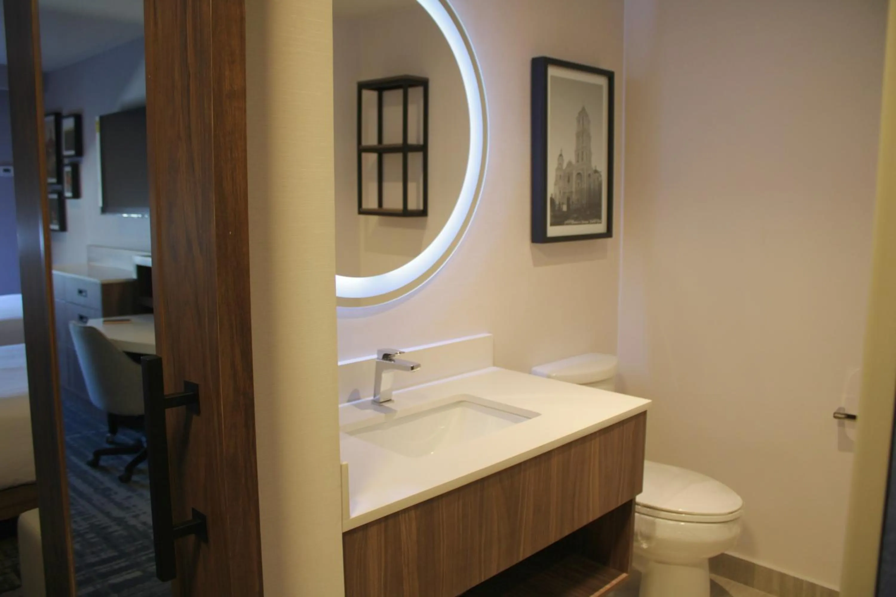 Bathroom in Homewood Suites By Hilton Saltillo