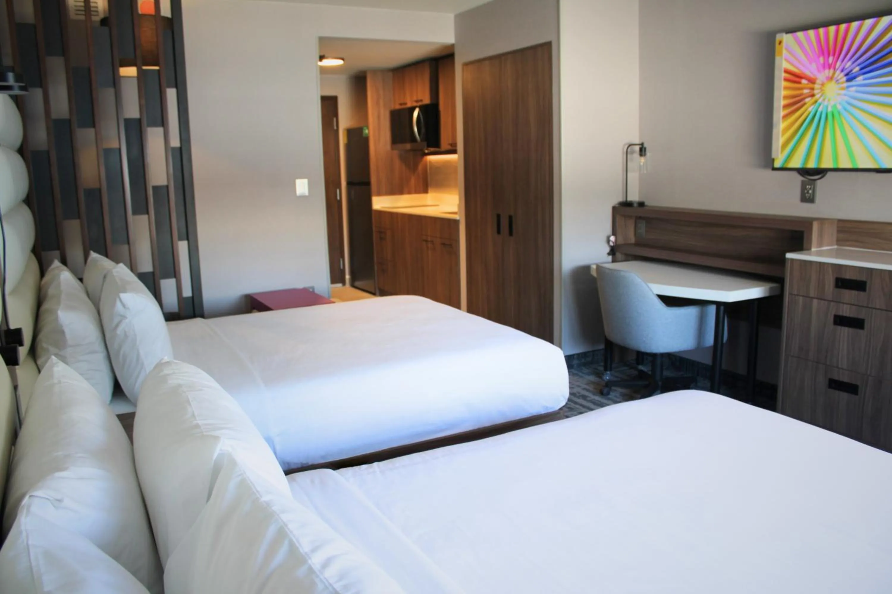 Bed in Homewood Suites By Hilton Saltillo