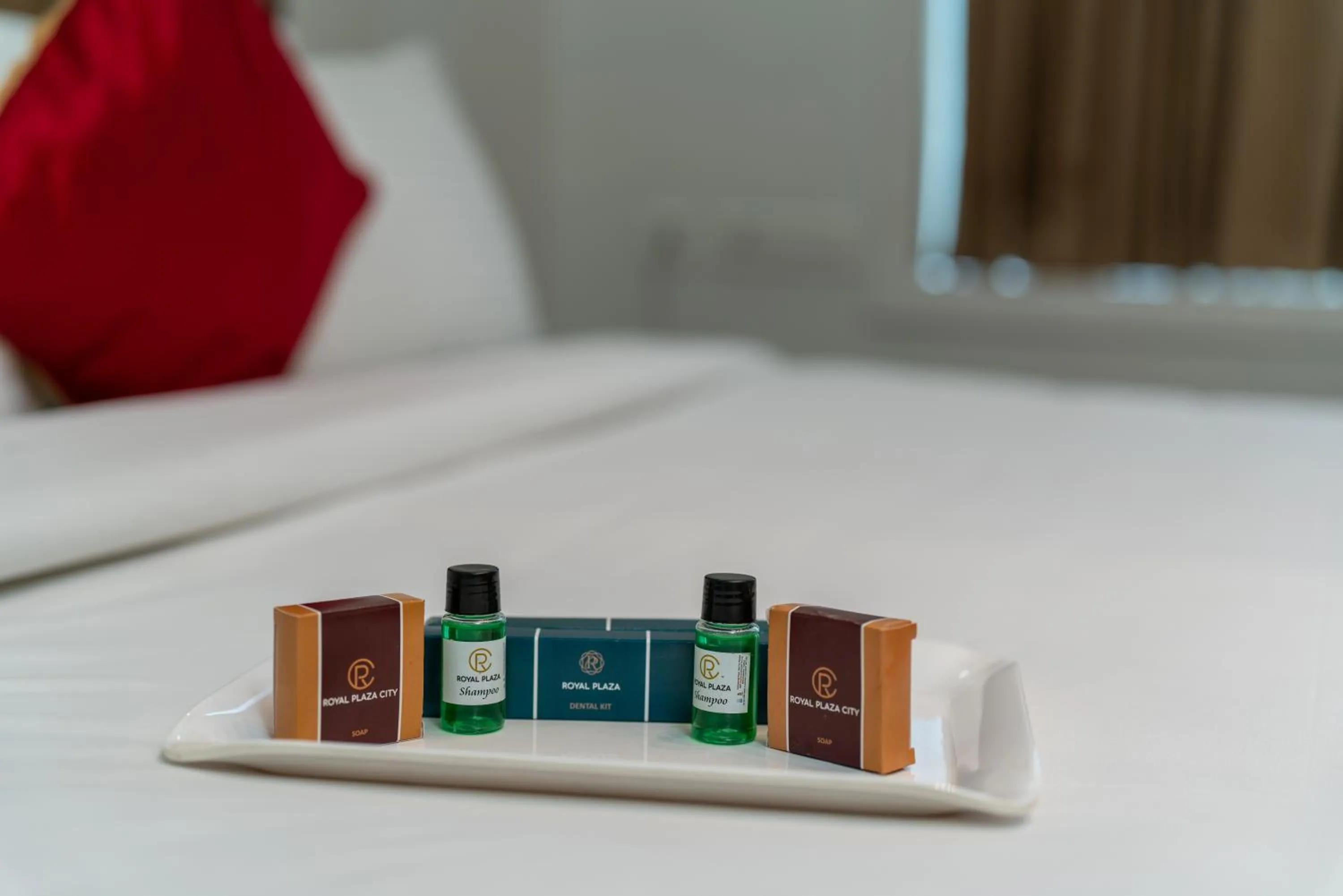 Bathroom in Royal Plaza Glitz Inn