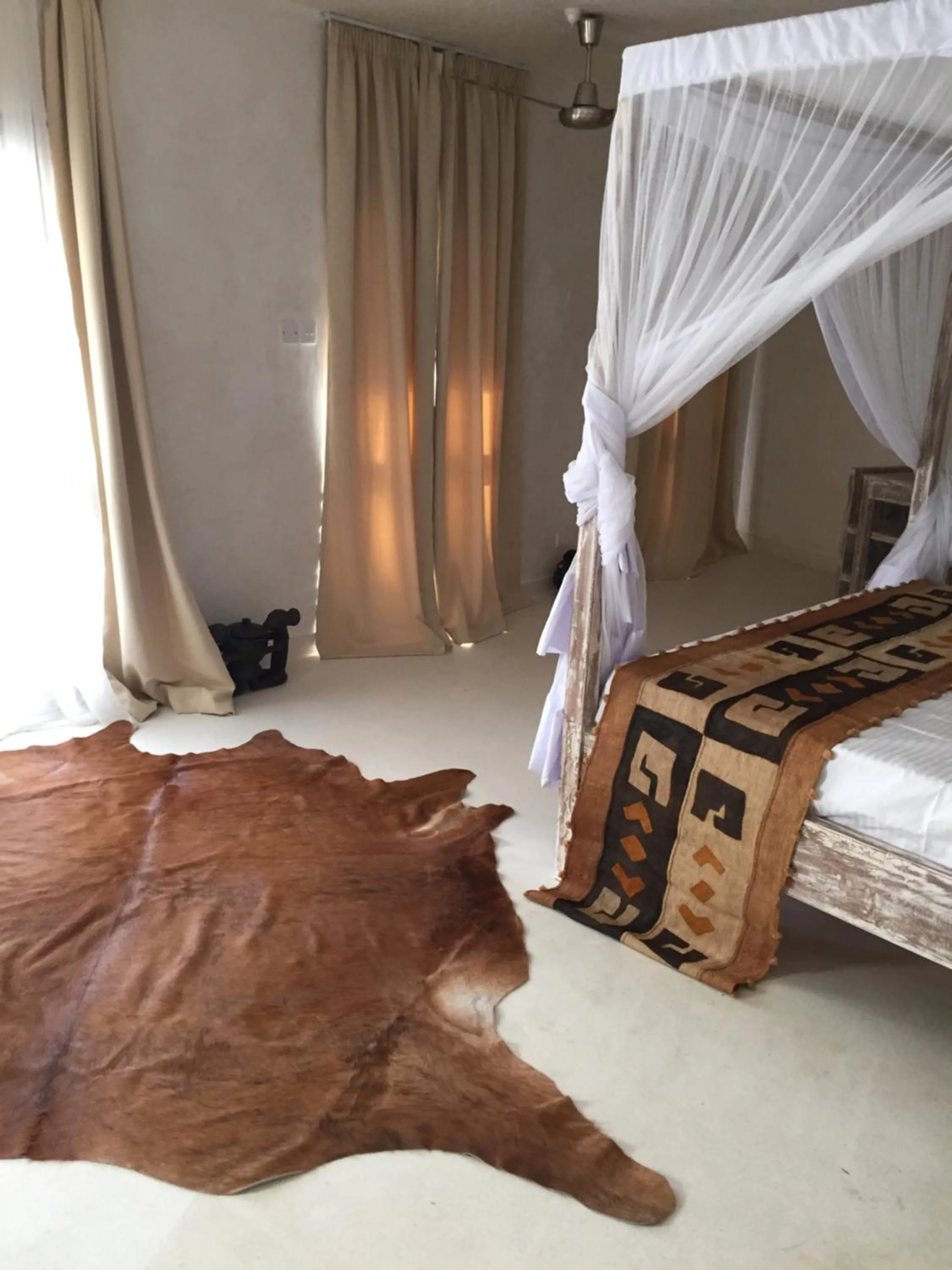 Day, Bed in The Villa Luxury Suites Hotel