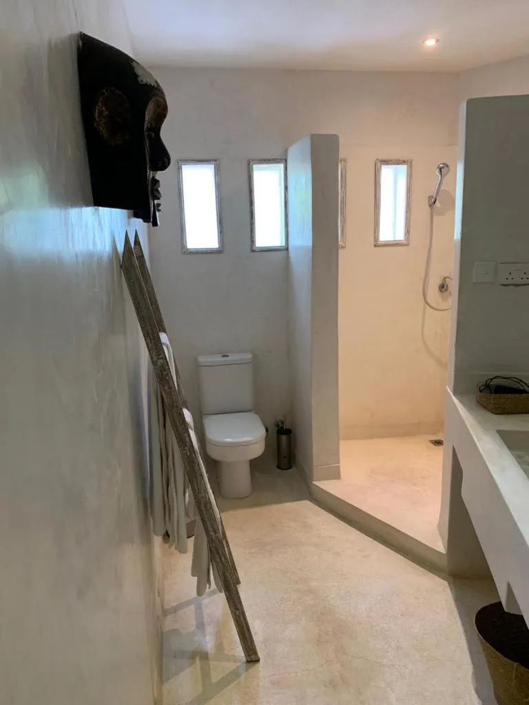 The Villa Luxury Suites Hotel