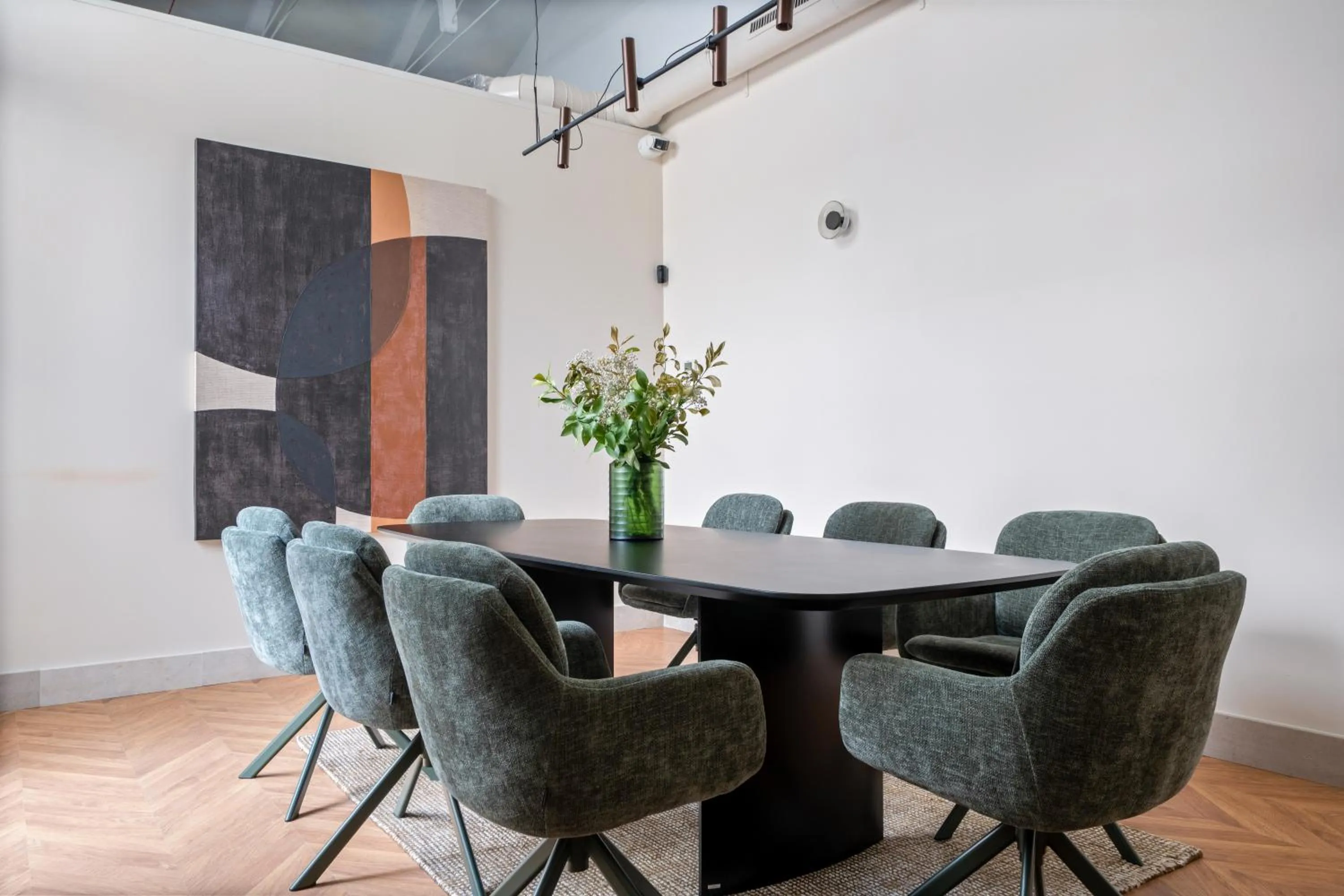 Meeting/conference room in Pacifico Suites near Retiro