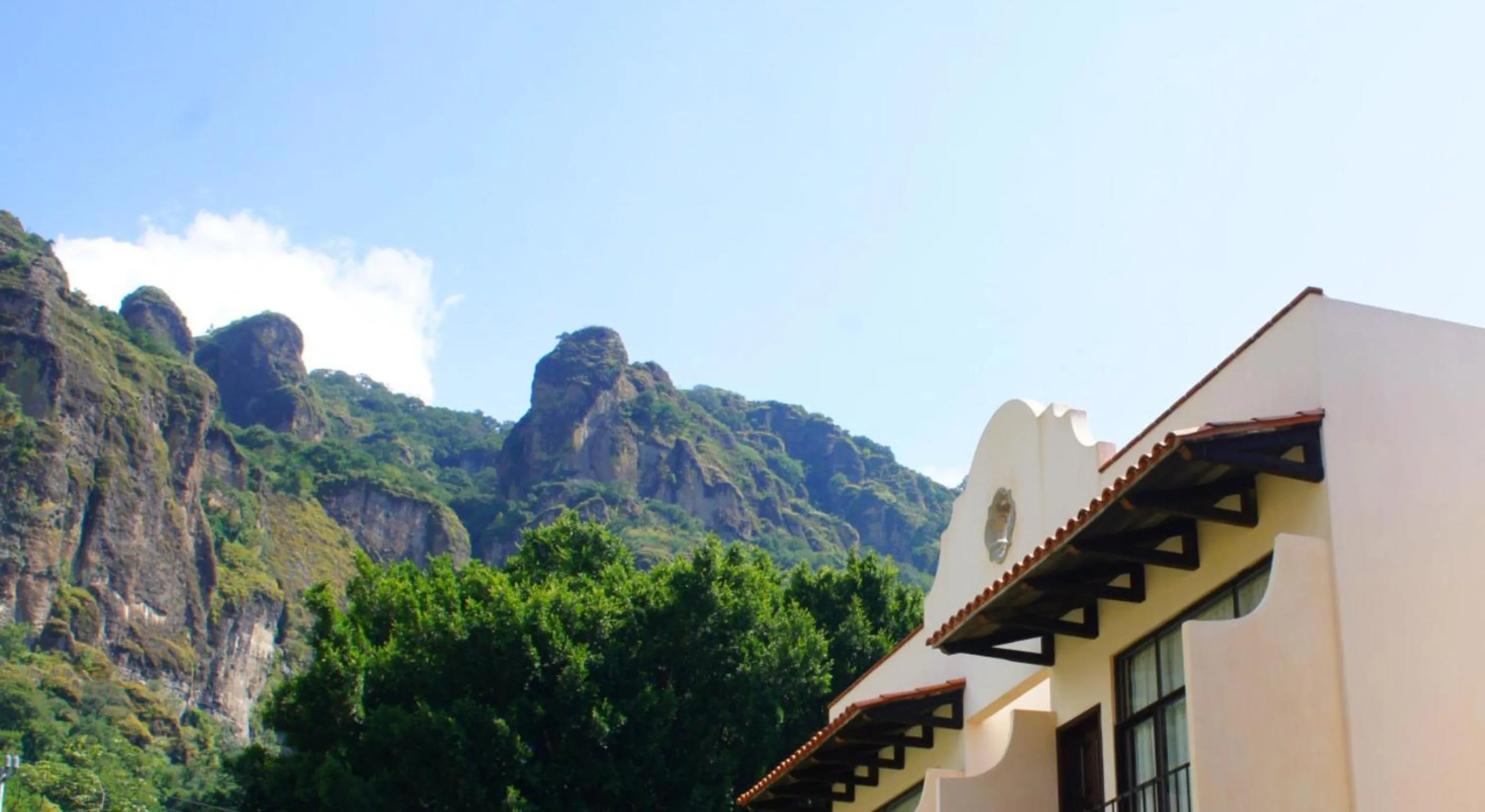 Property building in Quinta GYO