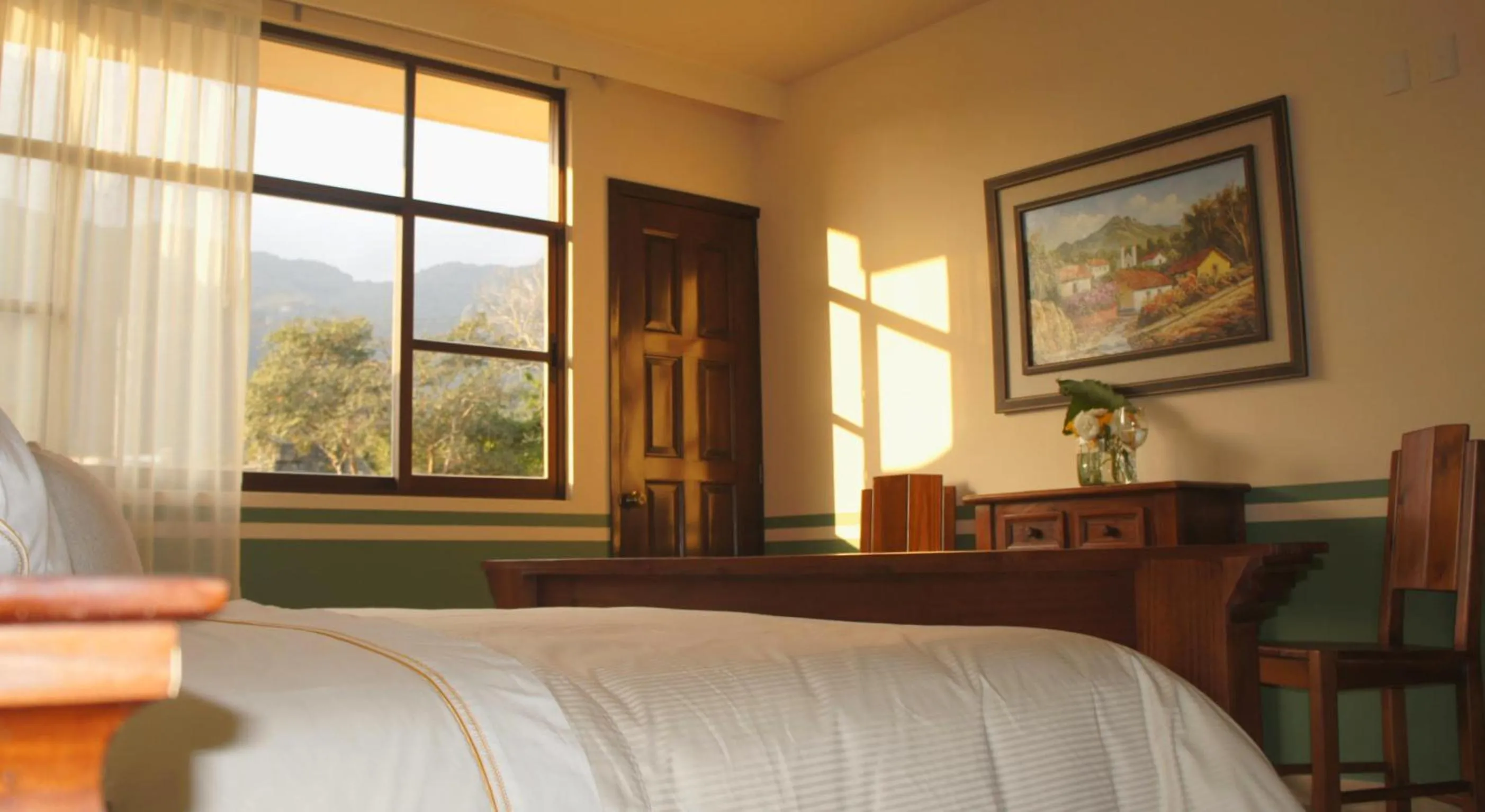 Photo of the whole room, Bed in Quinta GYO