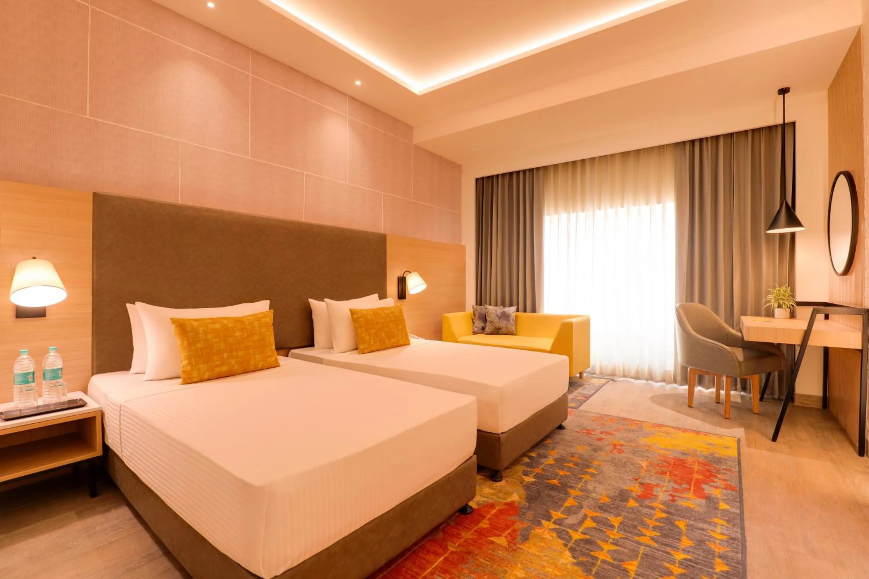 Bedroom, Bed in Lemon Tree Hotel, Chandausi