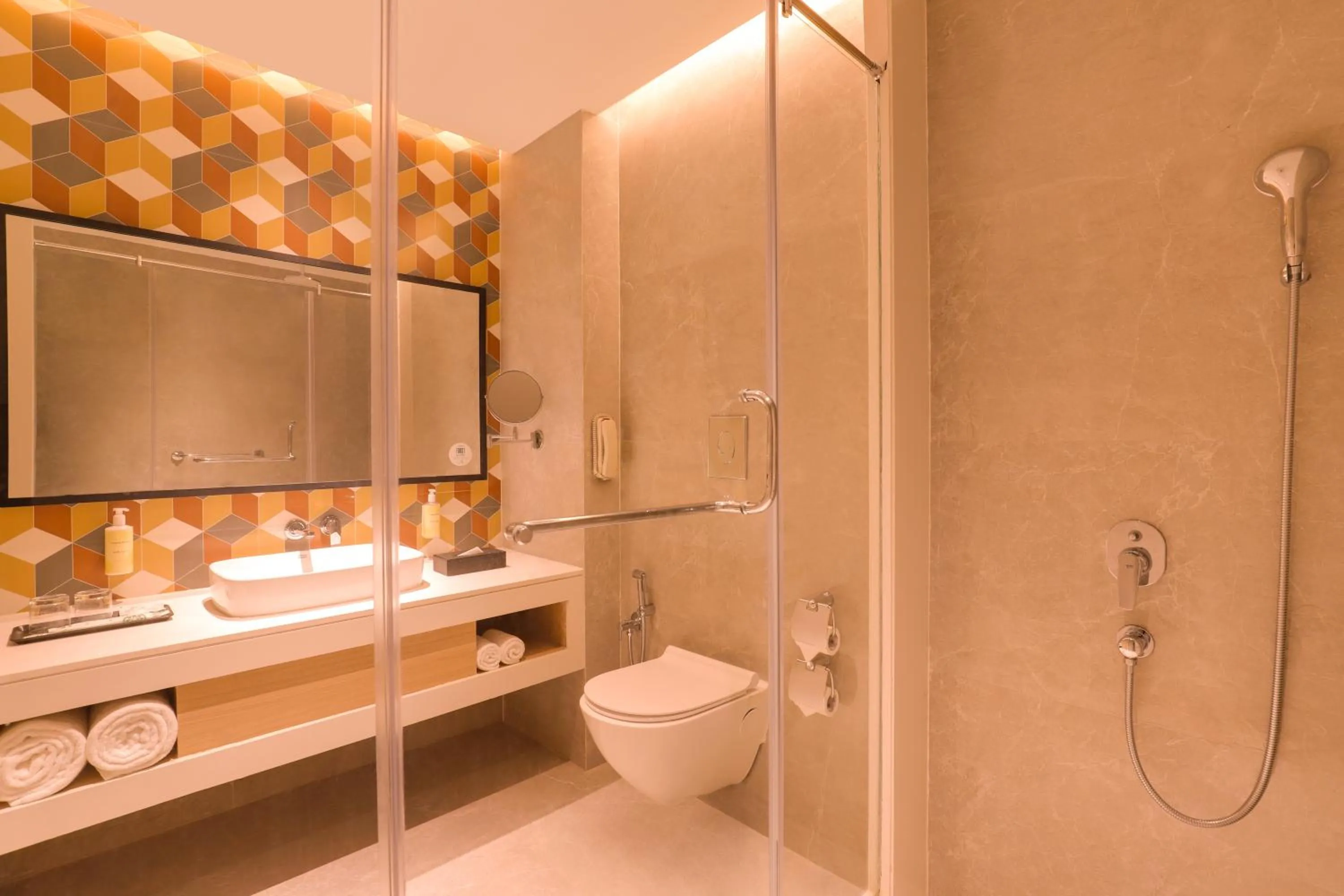 Bathroom in Lemon Tree Hotel, Chandausi