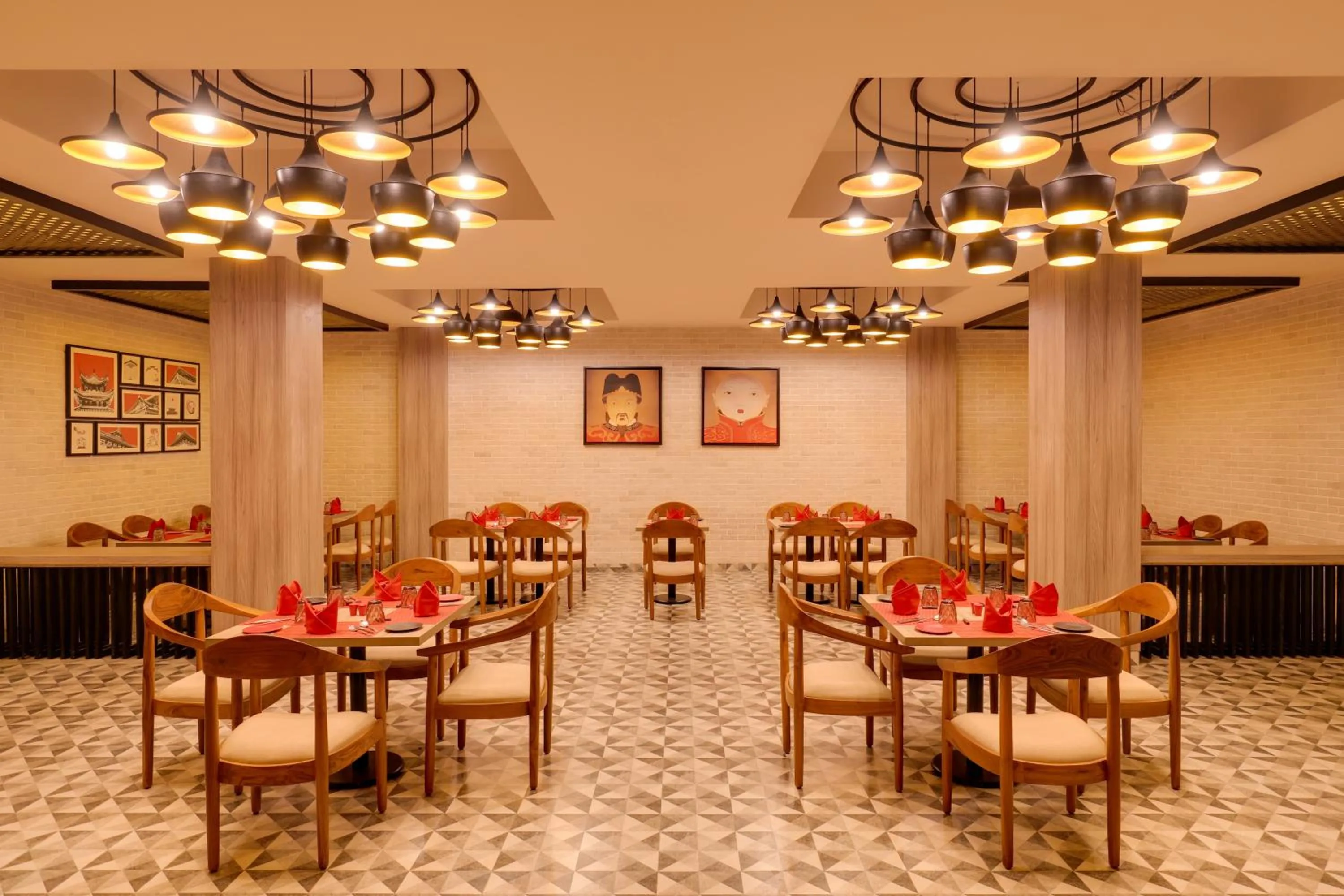Restaurant/places to eat in Lemon Tree Hotel, Chandausi