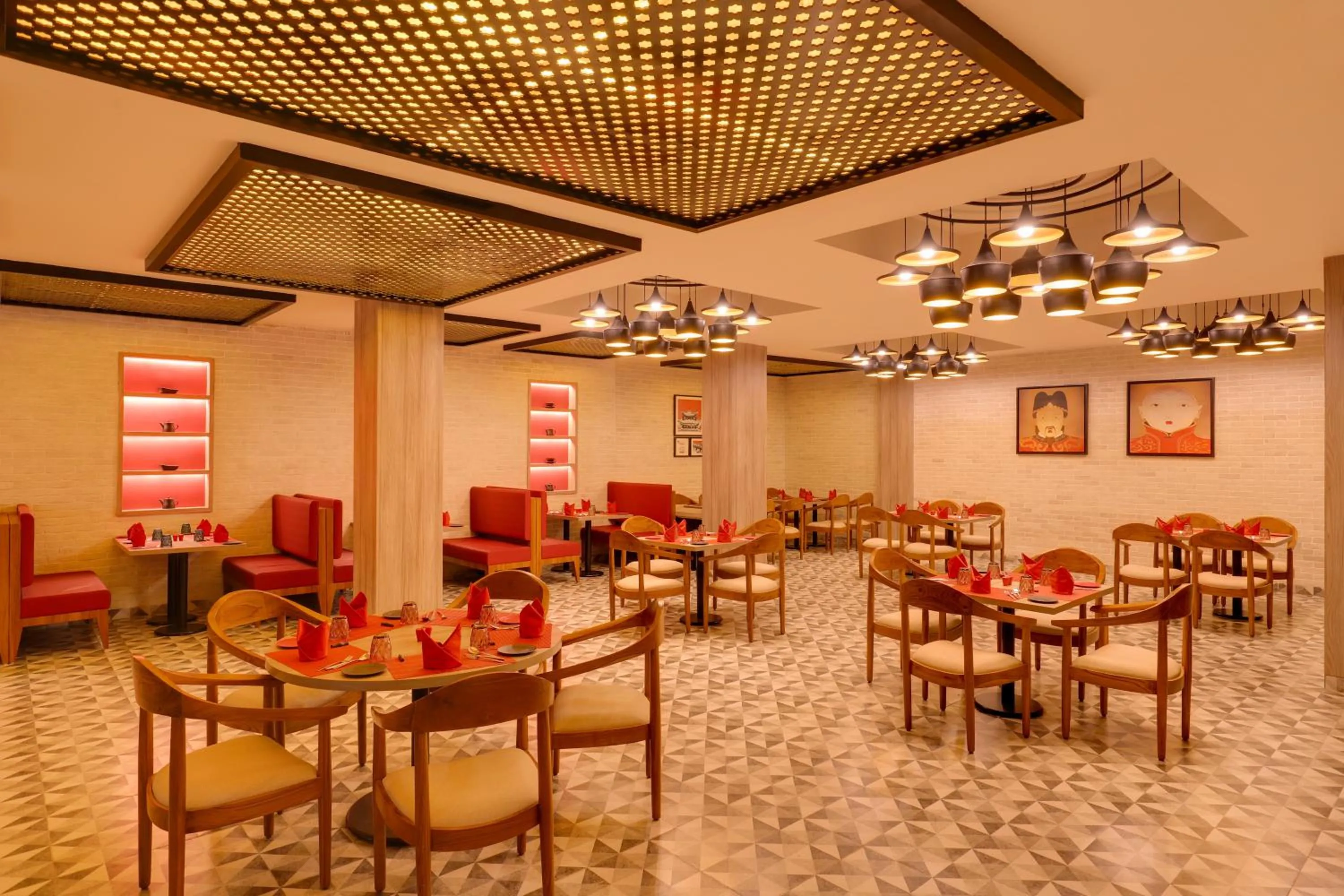 Restaurant/places to eat in Lemon Tree Hotel, Chandausi