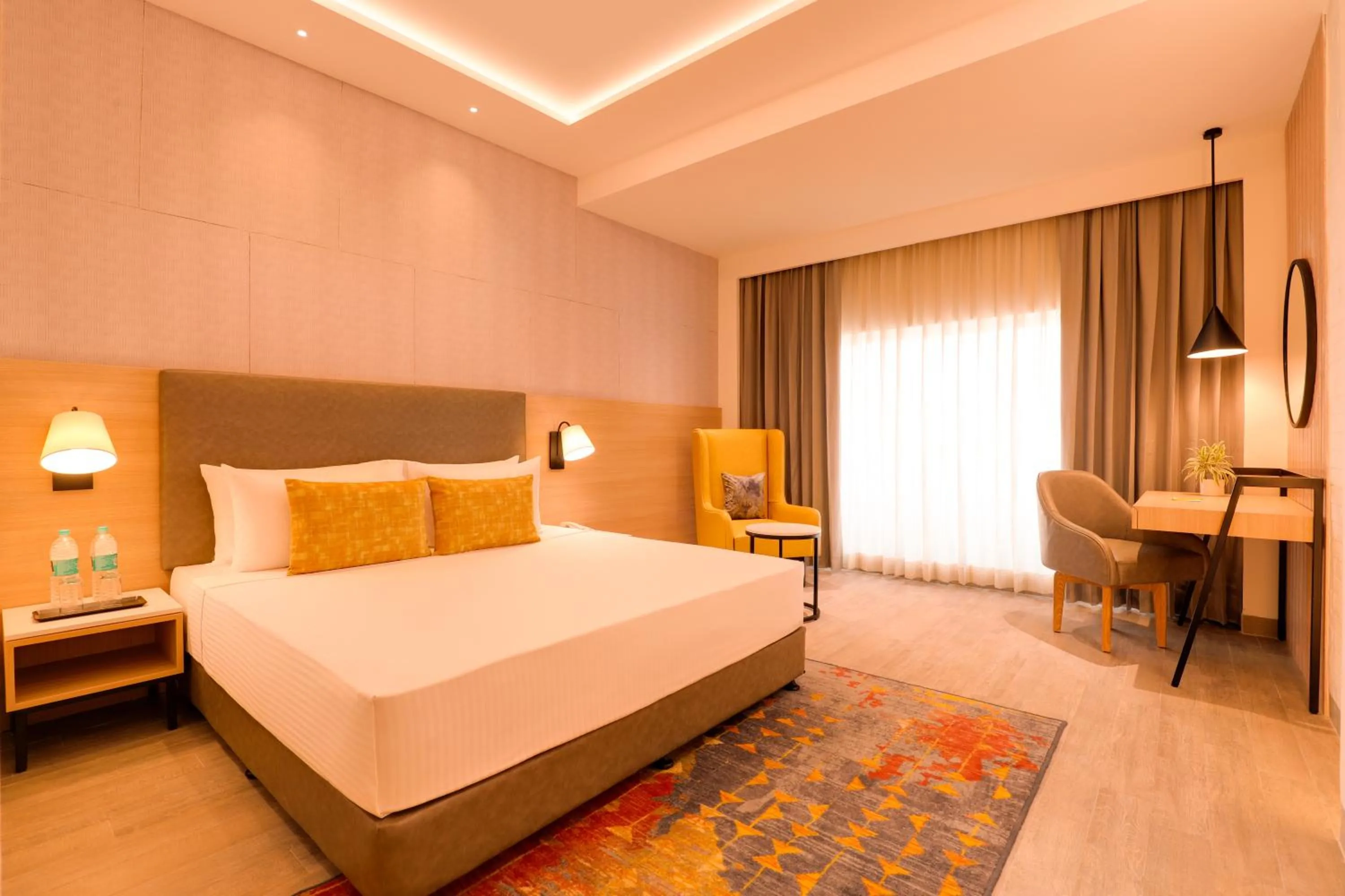 Bed in Lemon Tree Hotel, Chandausi