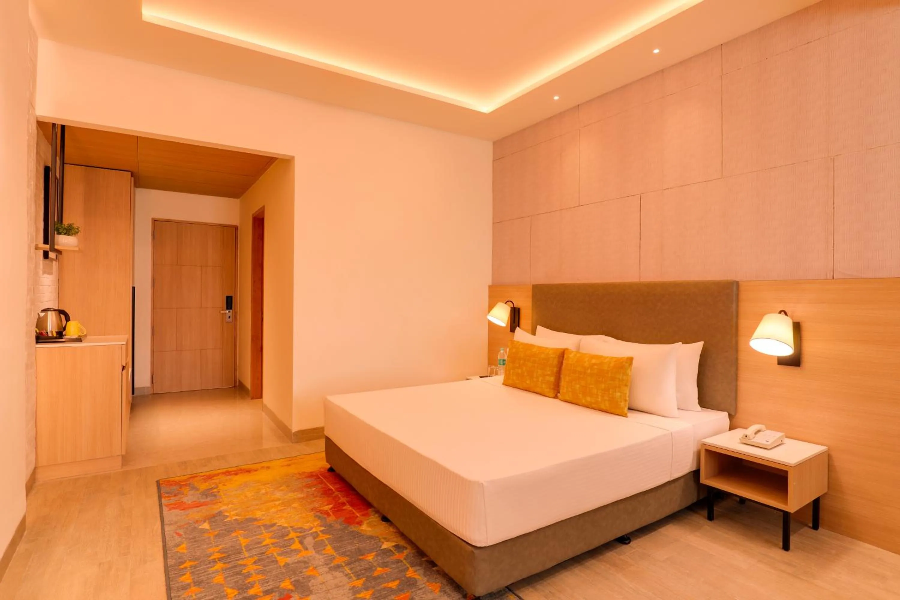 Bed in Lemon Tree Hotel, Chandausi