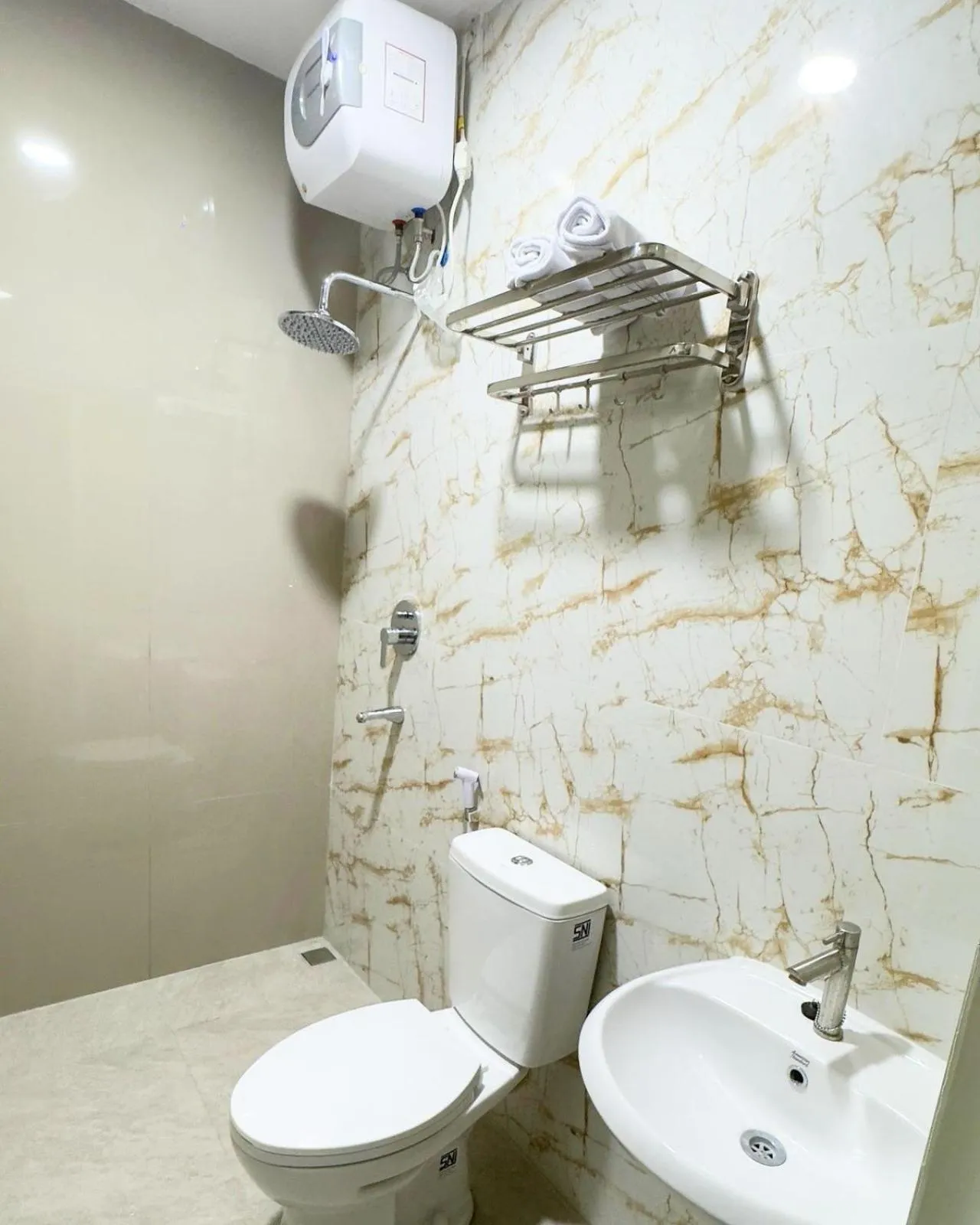 Bathroom in Nganjuk Family Guest House