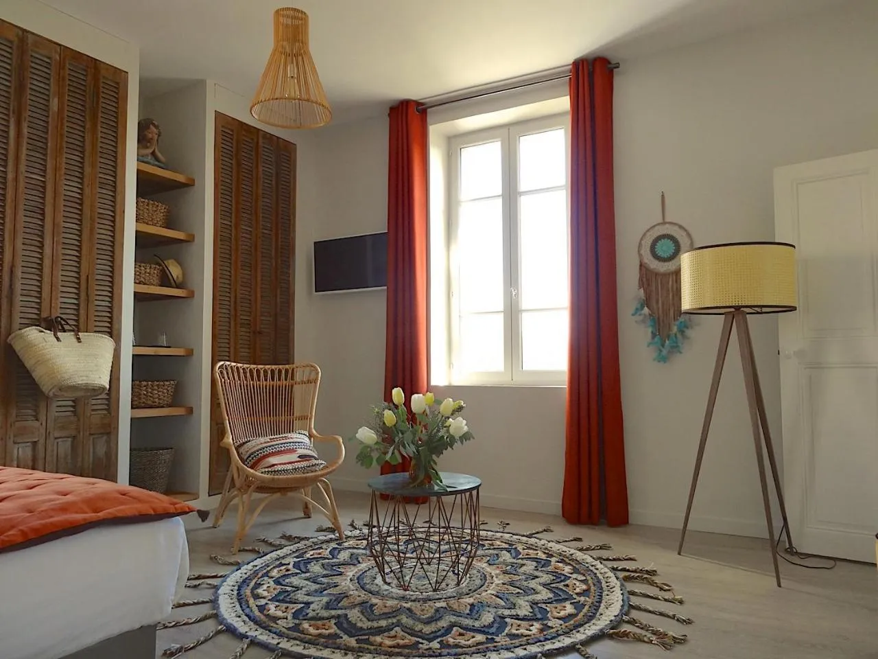 Bedroom in La Cour Des Sens