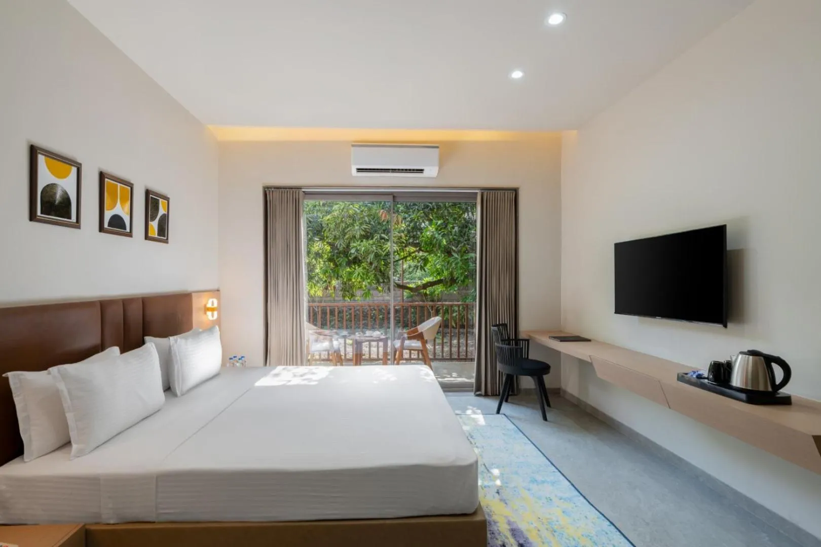 Bedroom, Bed in Gir Aatithya Clarks Inn