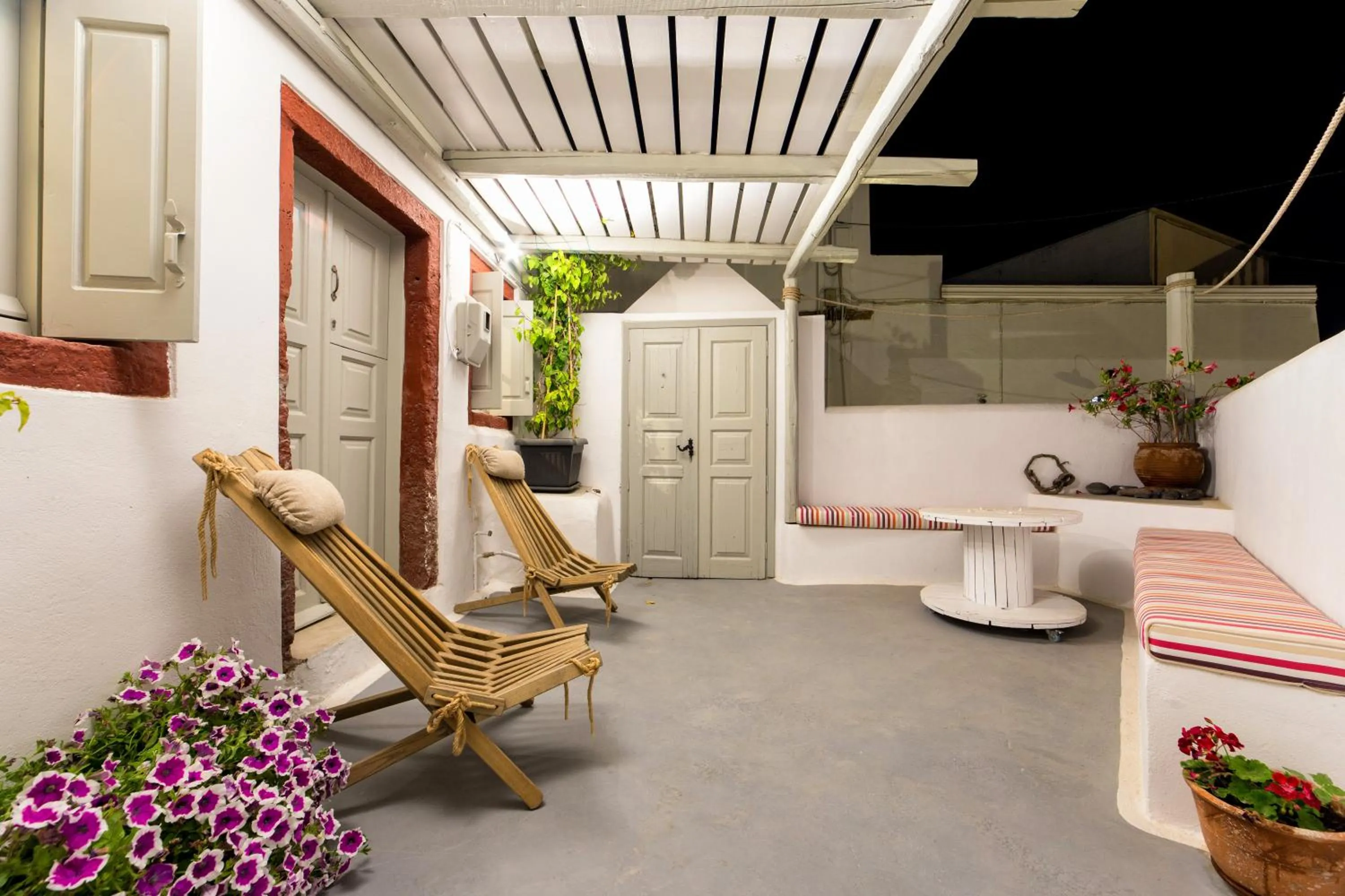 Toilet in Kampanario Luxury Two-Bedroom Villa with Private Jacuzzi